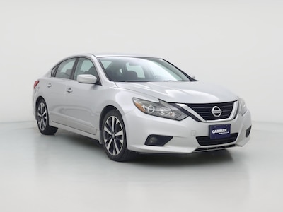2016 Nissan Altima SR