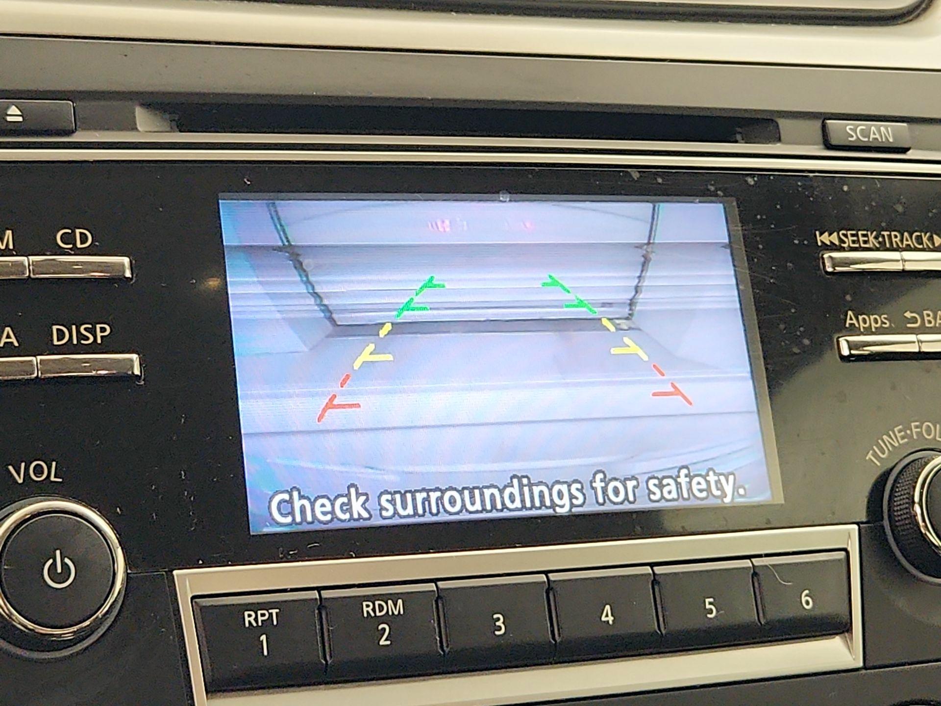 Thumbnail: 2016 Nissan Altima - 14