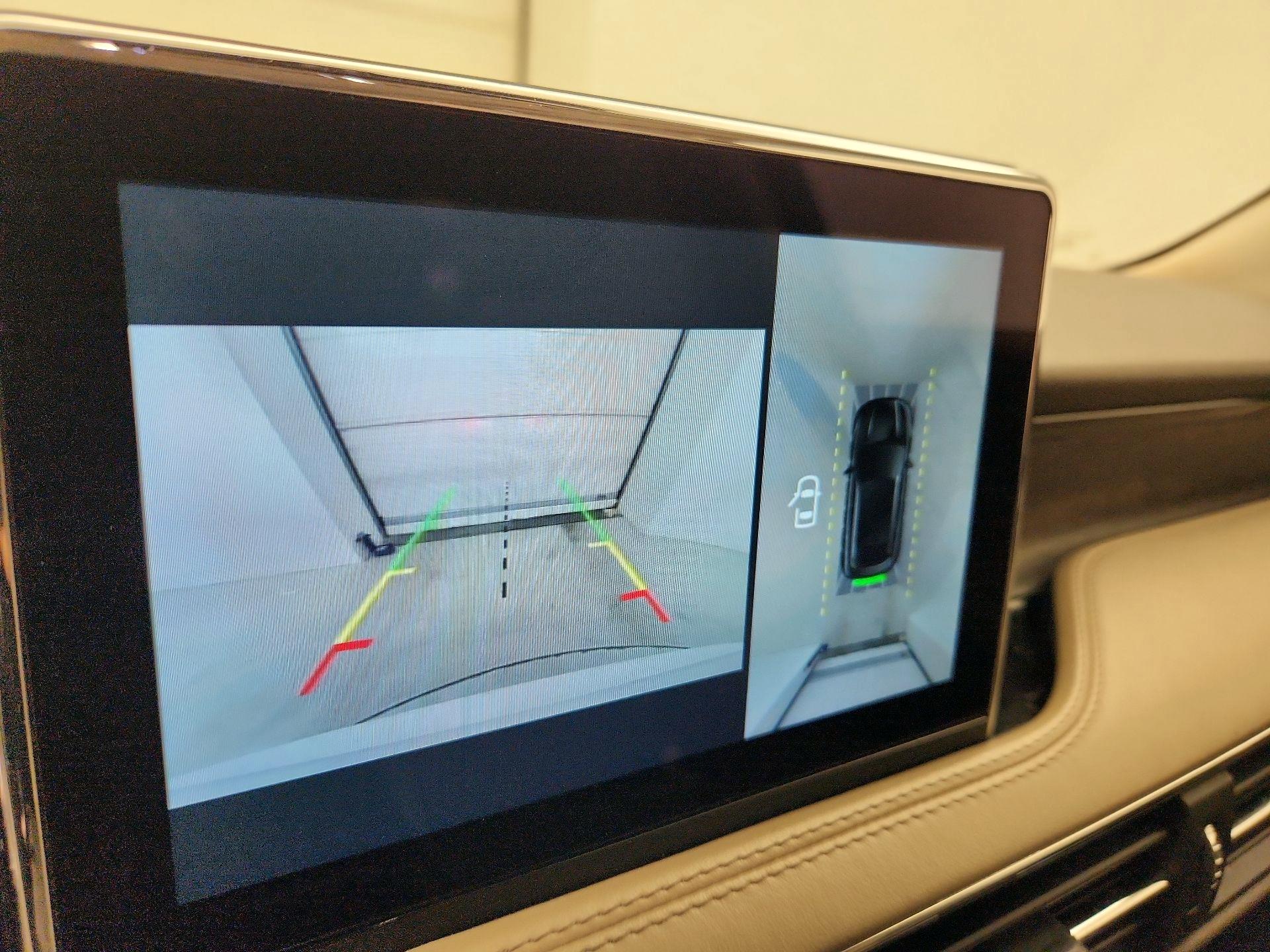 Thumbnail: 2020 Lincoln Corsair - 15