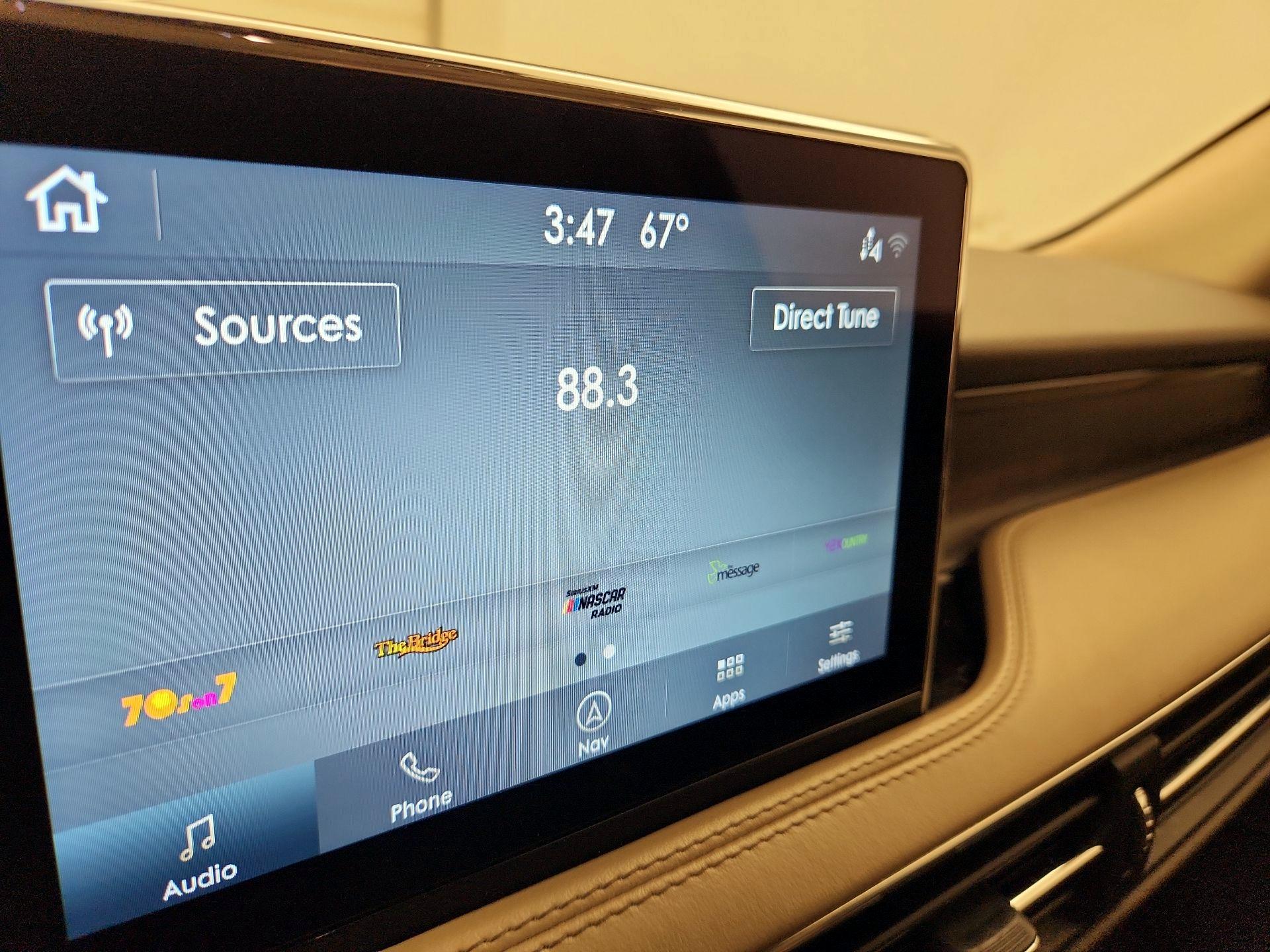 Thumbnail: 2020 Lincoln Corsair - 16