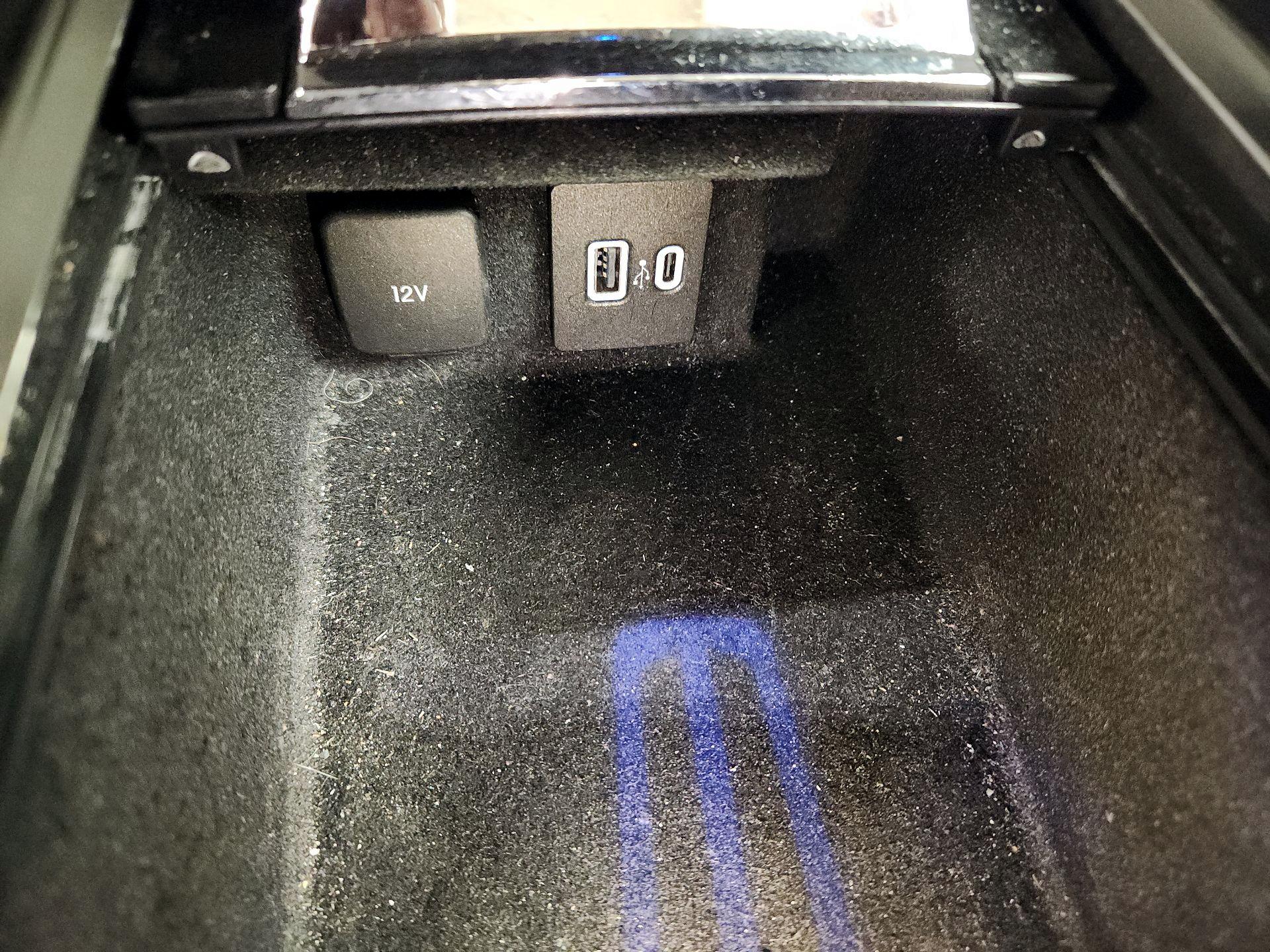 Thumbnail: 2020 Lincoln Corsair - 19