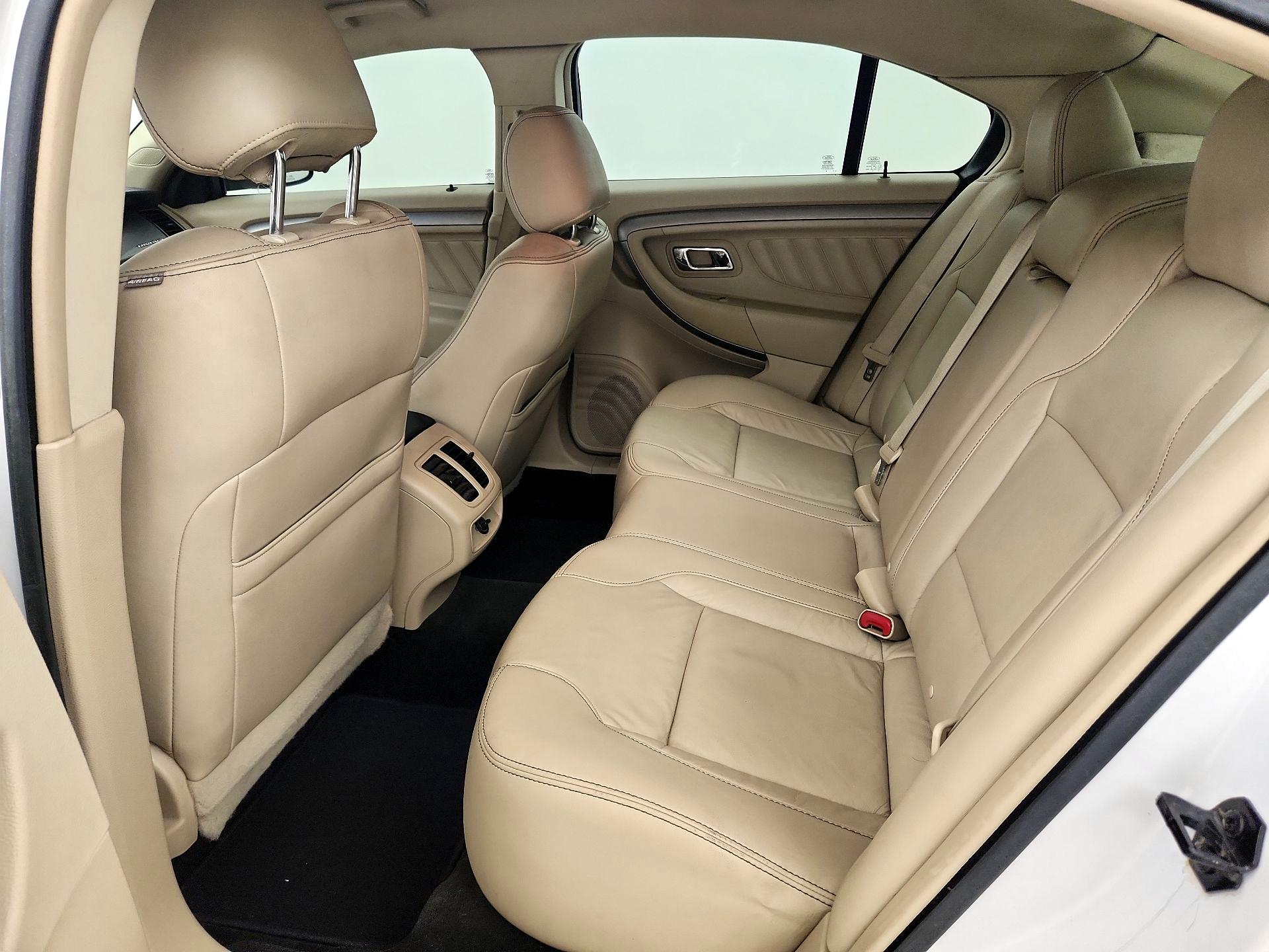 Thumbnail: 2015 Ford Taurus - 19