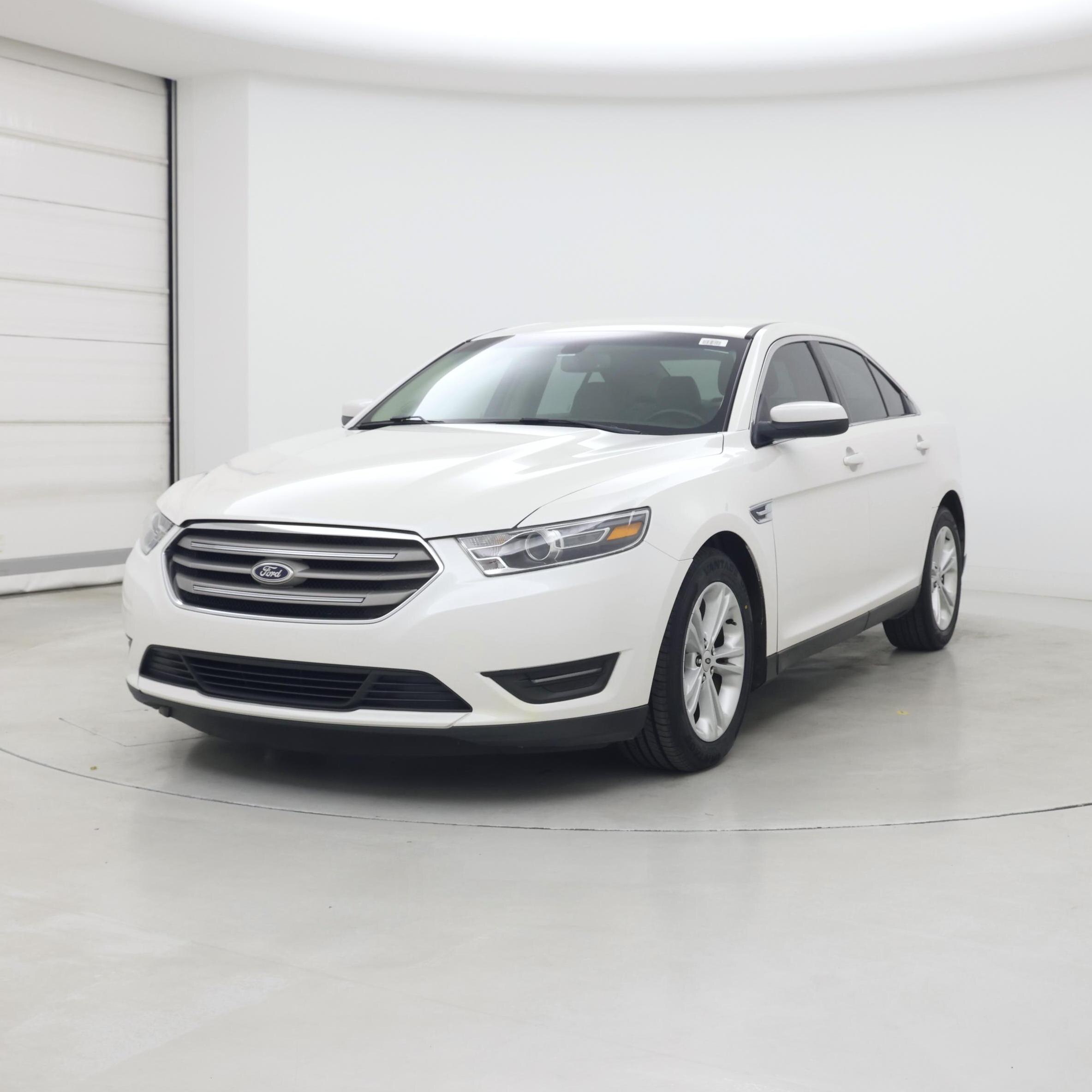 Thumbnail: 2015 Ford Taurus - 4