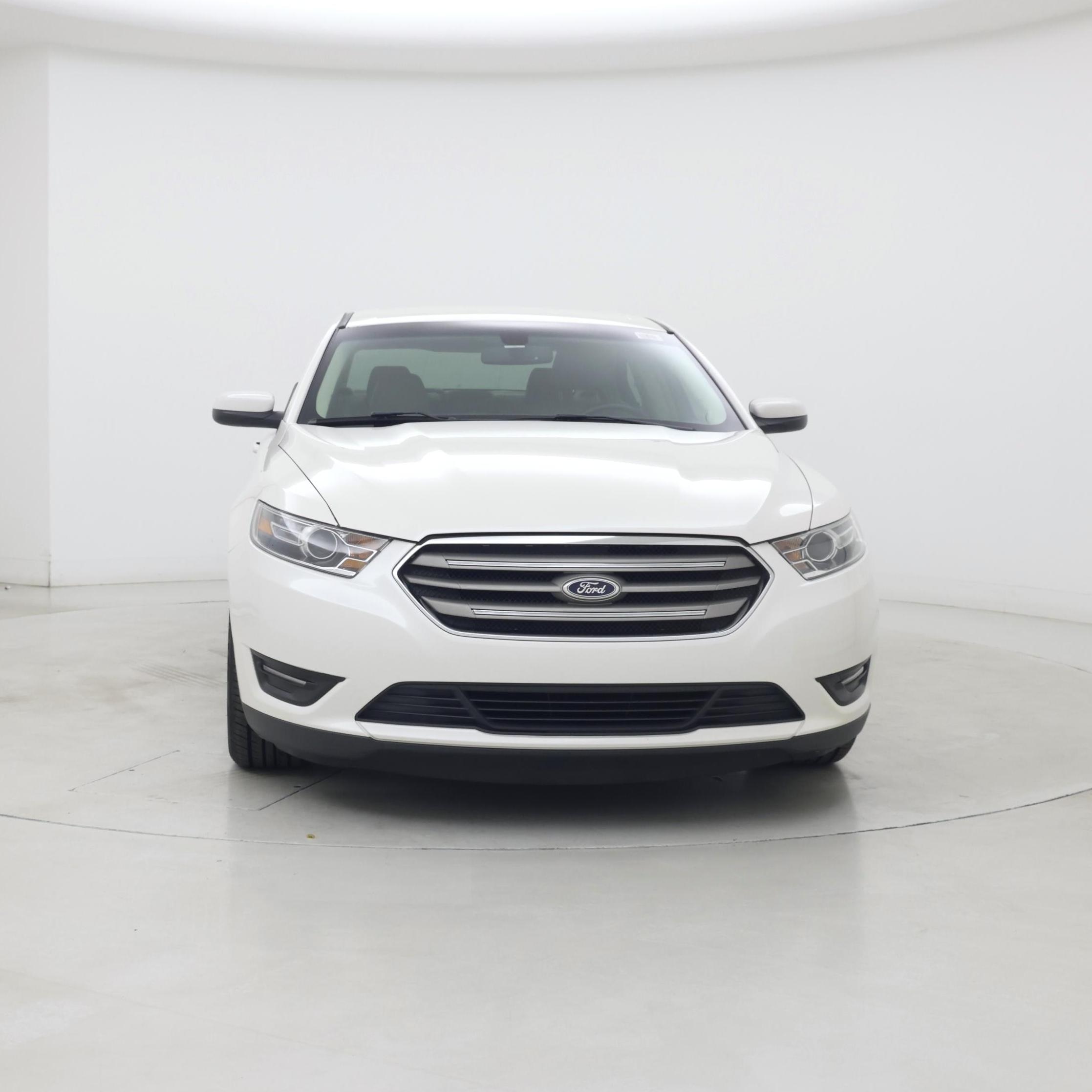 Thumbnail: 2015 Ford Taurus - 5