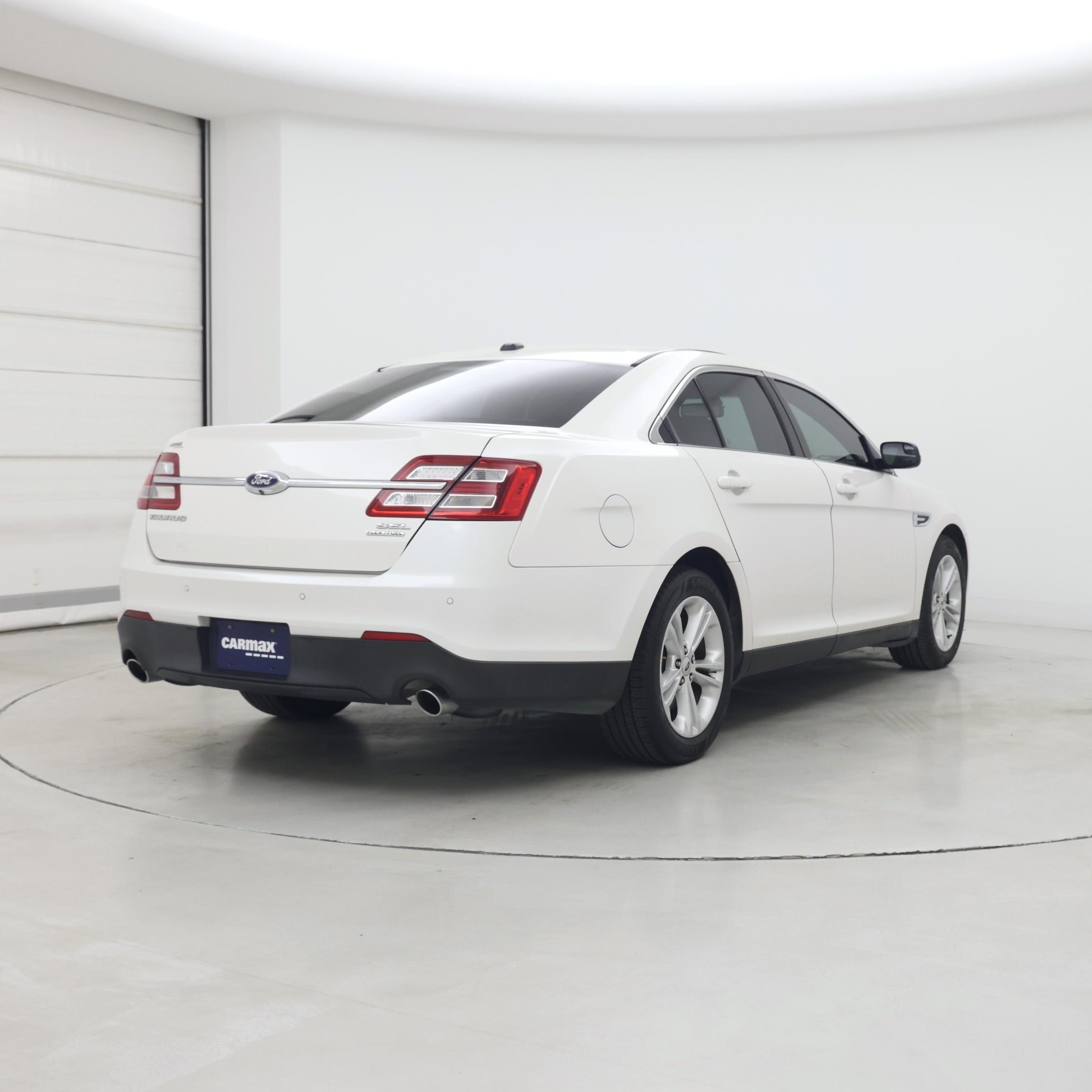 Thumbnail: 2015 Ford Taurus - 8