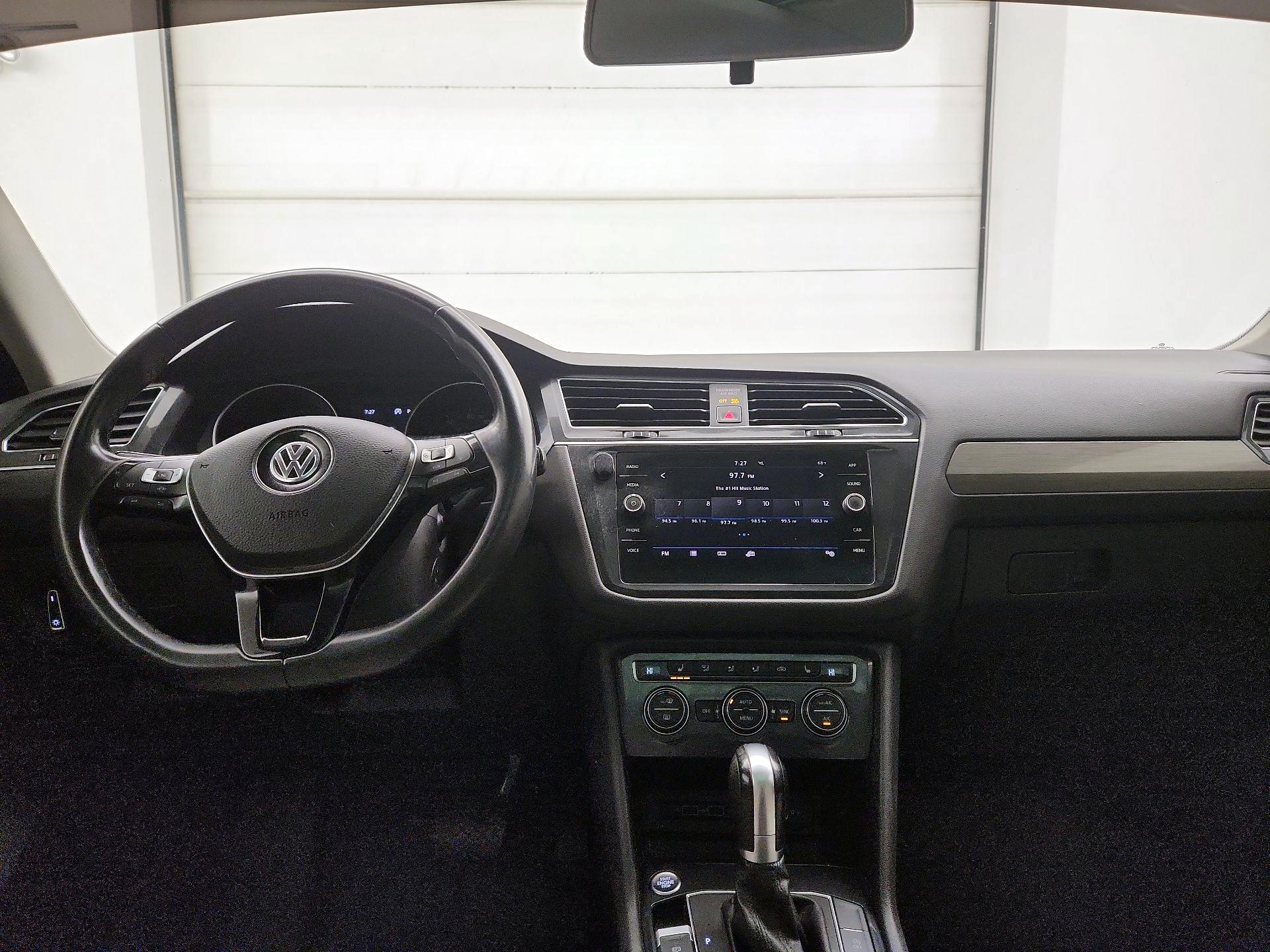 Thumbnail: 2019 Volkswagen Tiguan - 9