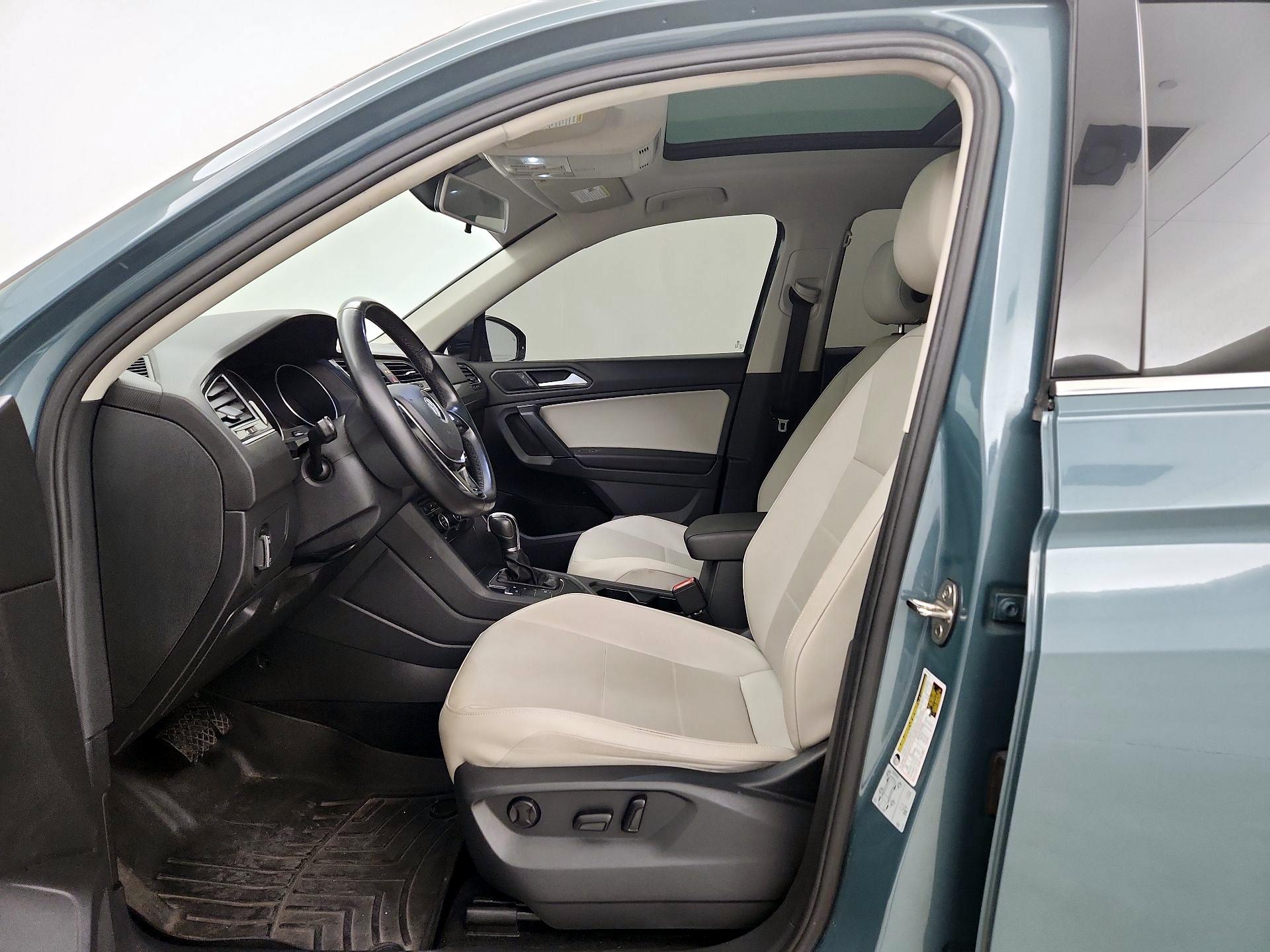 Thumbnail: 2019 Volkswagen Tiguan - 11