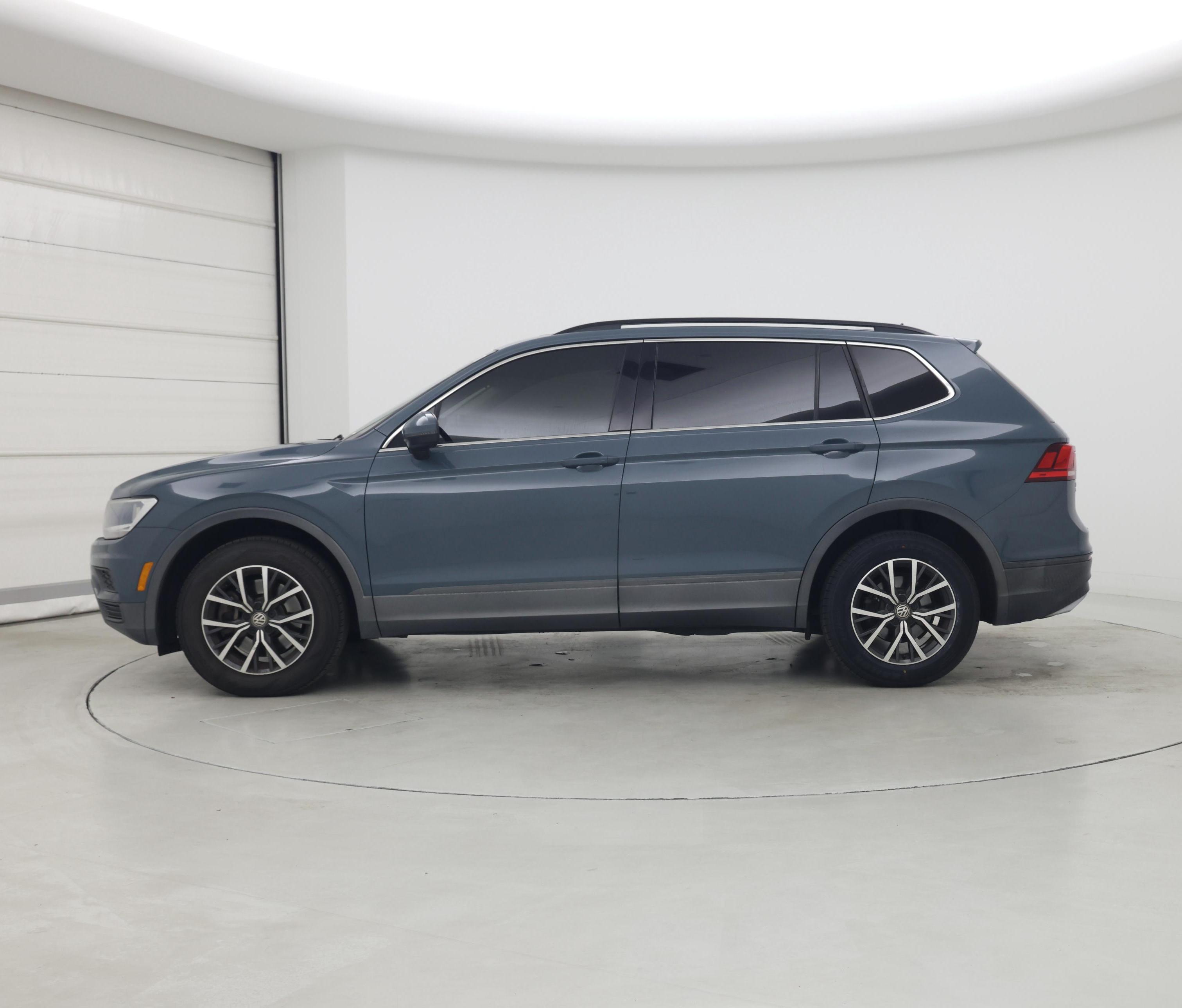 Thumbnail: 2019 Volkswagen Tiguan - 3