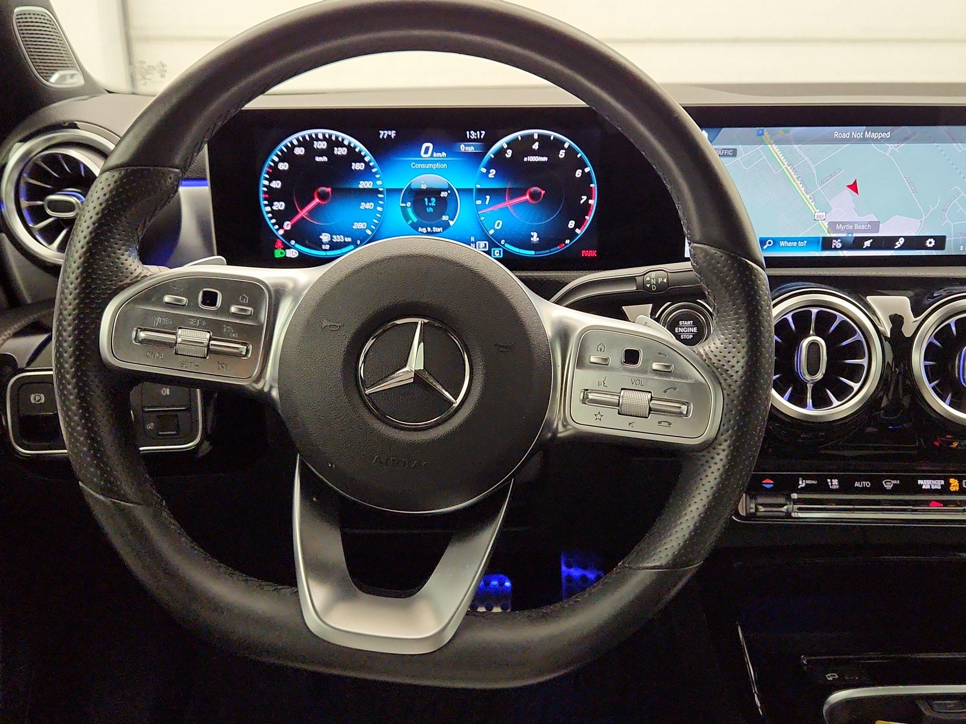 Thumbnail: 2020 Mercedes-Benz A-Class - 10