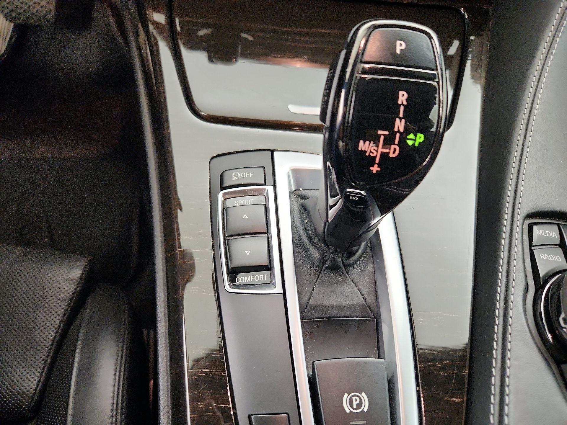 Thumbnail: 2015 BMW 6 Series - 17