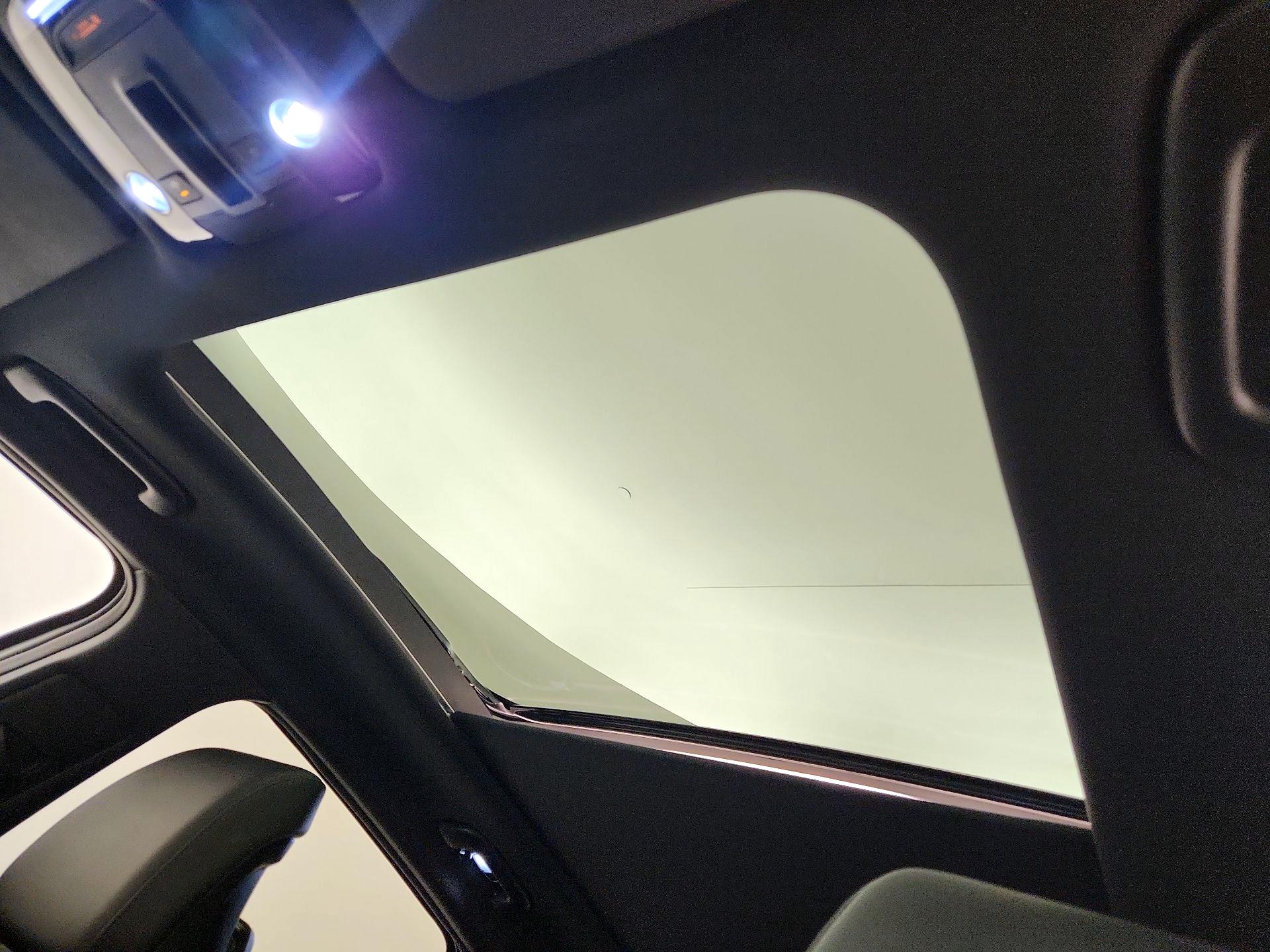 Thumbnail: 2023 Kia Sportage - 20