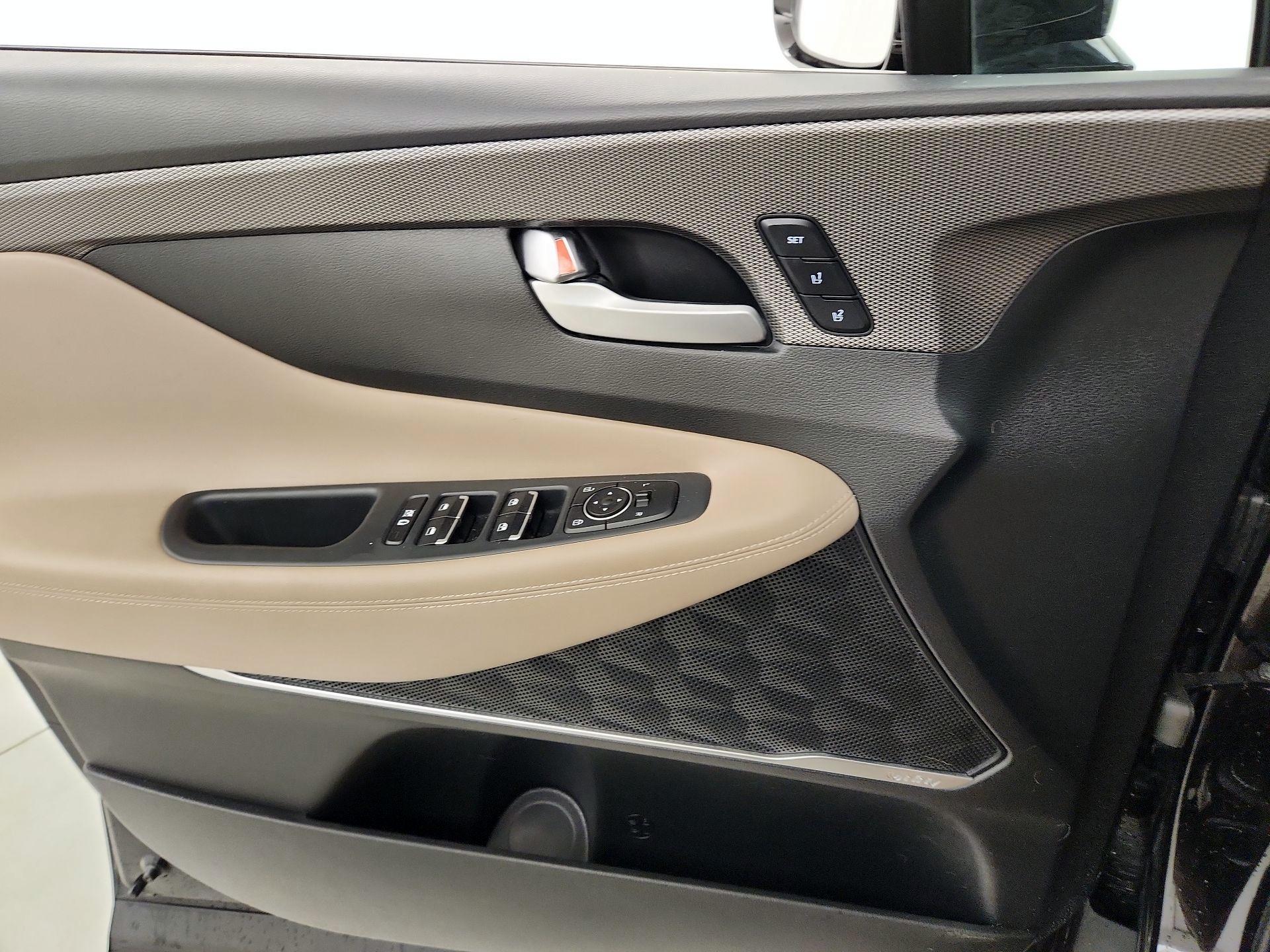 Thumbnail: 2020 Hyundai Santa Fe - 12