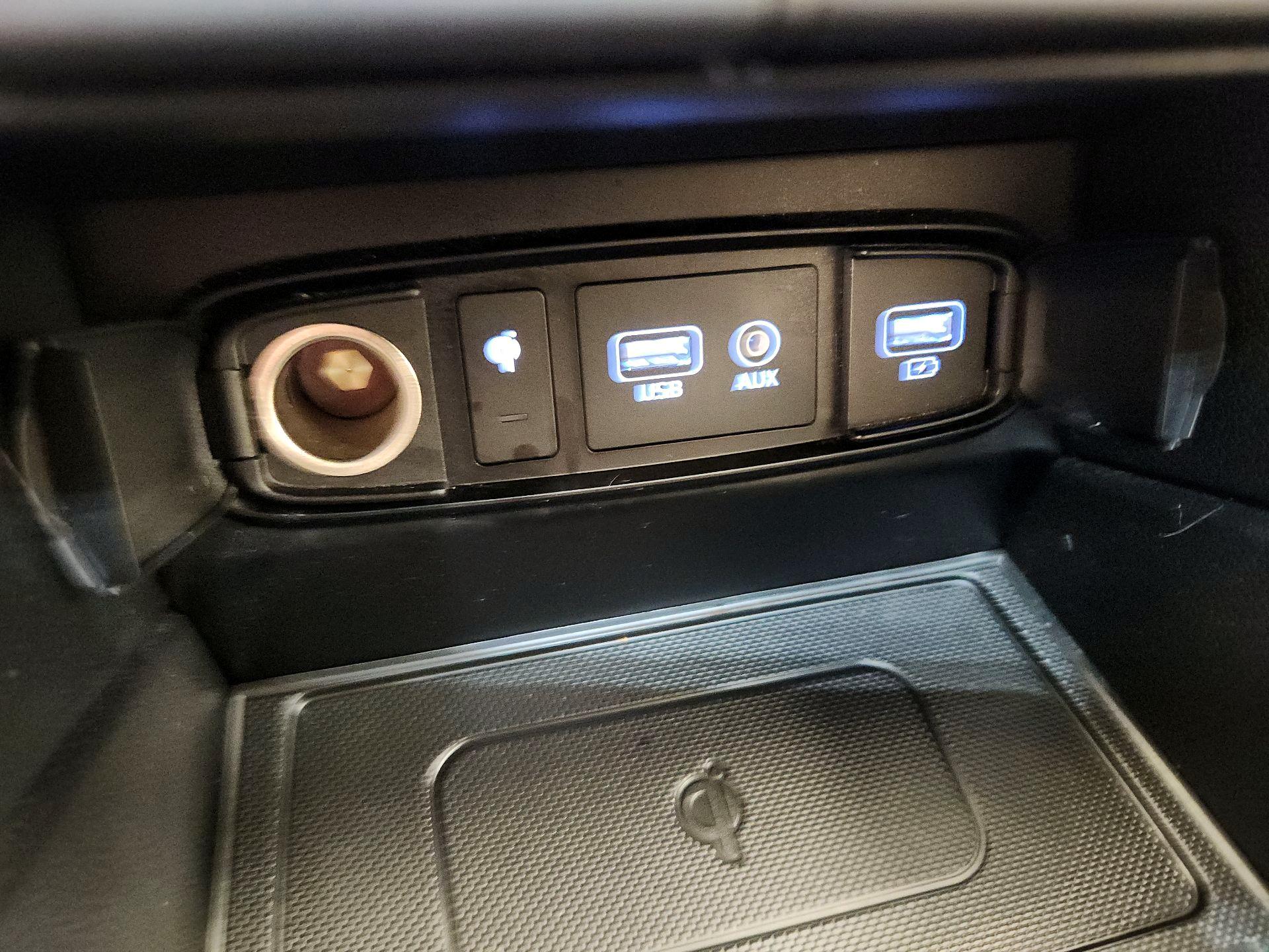 Thumbnail: 2020 Hyundai Santa Fe - 19