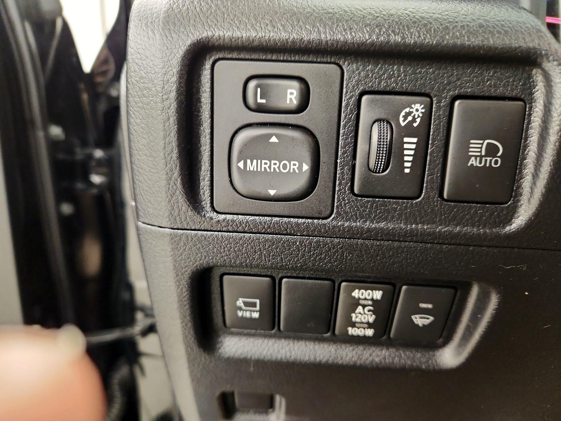 Thumbnail: 2023 Toyota 4Runner - 13