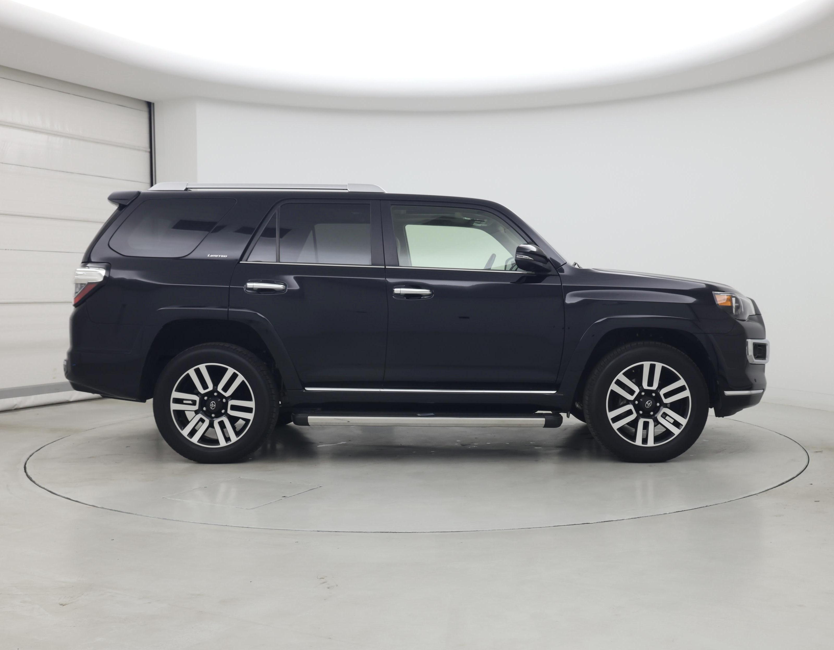 Thumbnail: 2023 Toyota 4Runner - 7