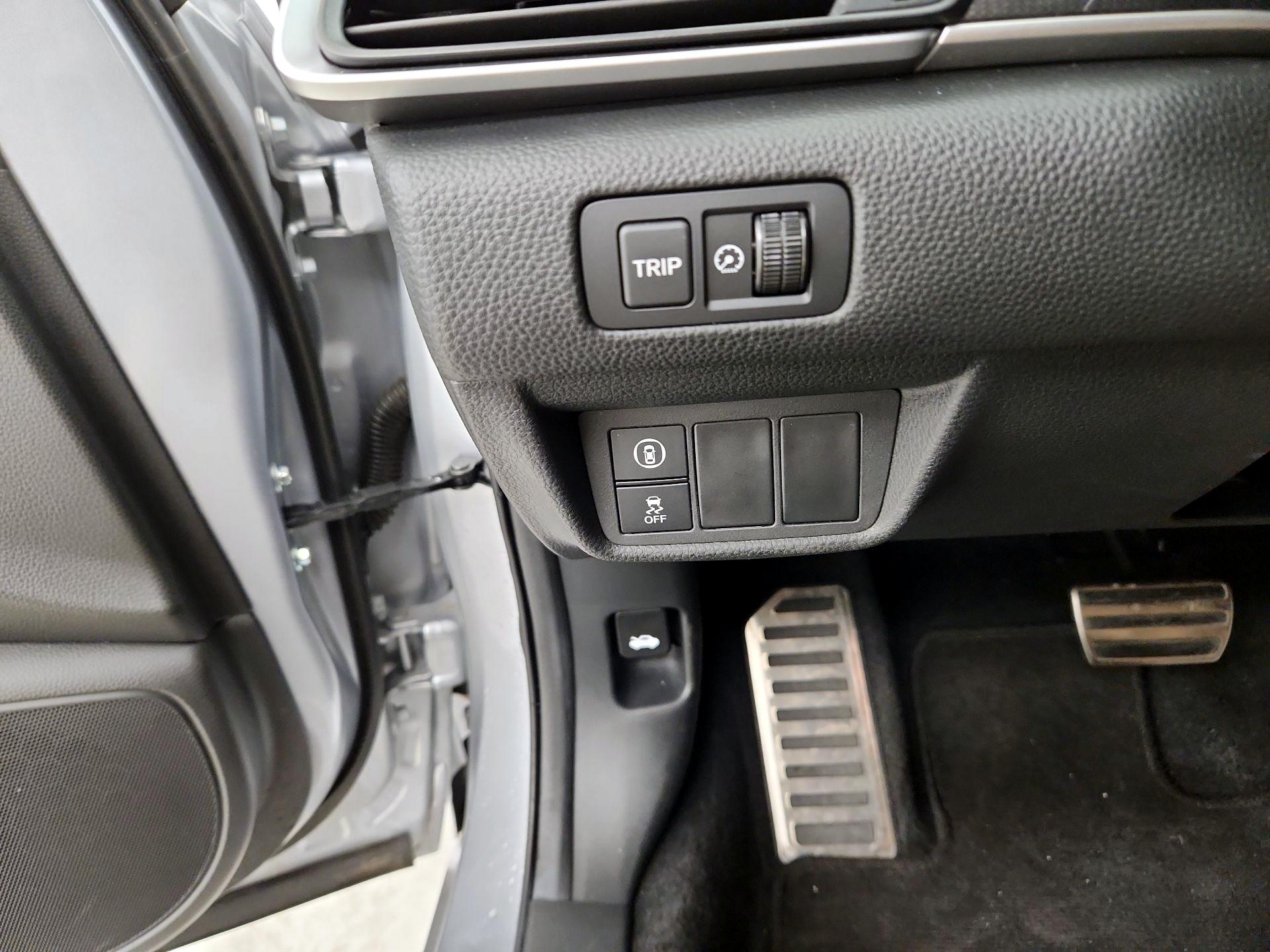 Thumbnail: 2020 Honda Accord - 13