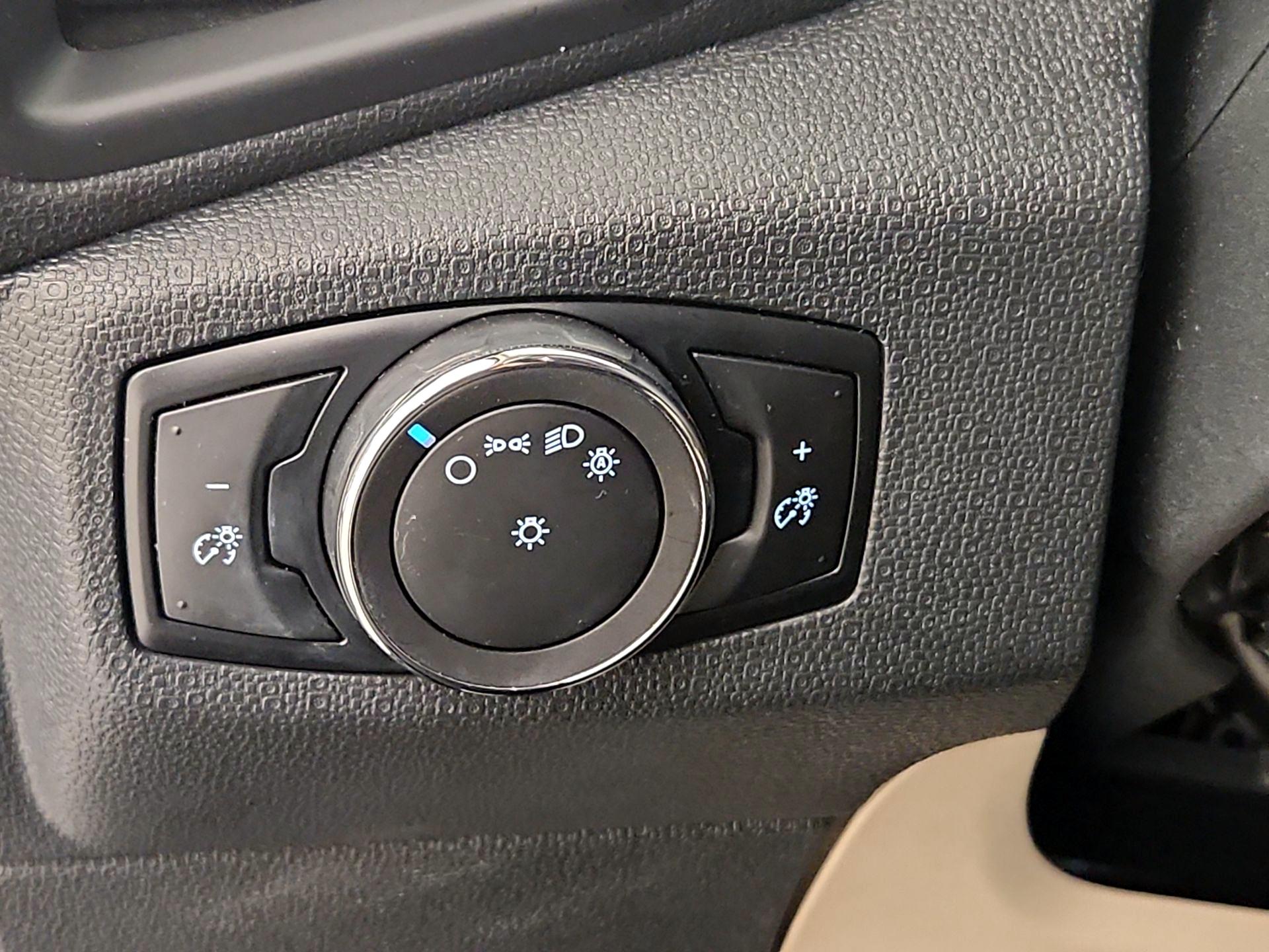 Thumbnail: 2021 Ford EcoSport - 13