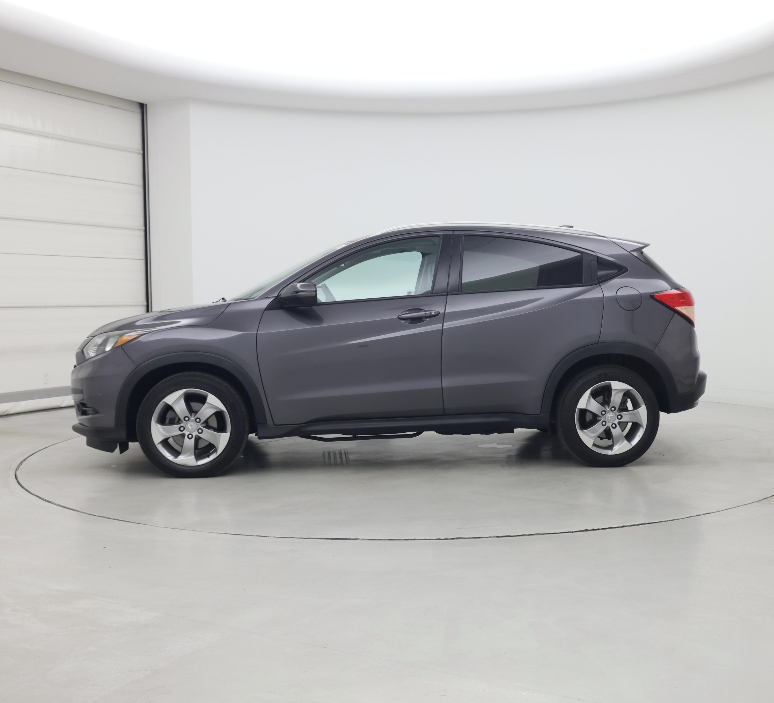 Thumbnail: 2017 Honda HR-V - 3