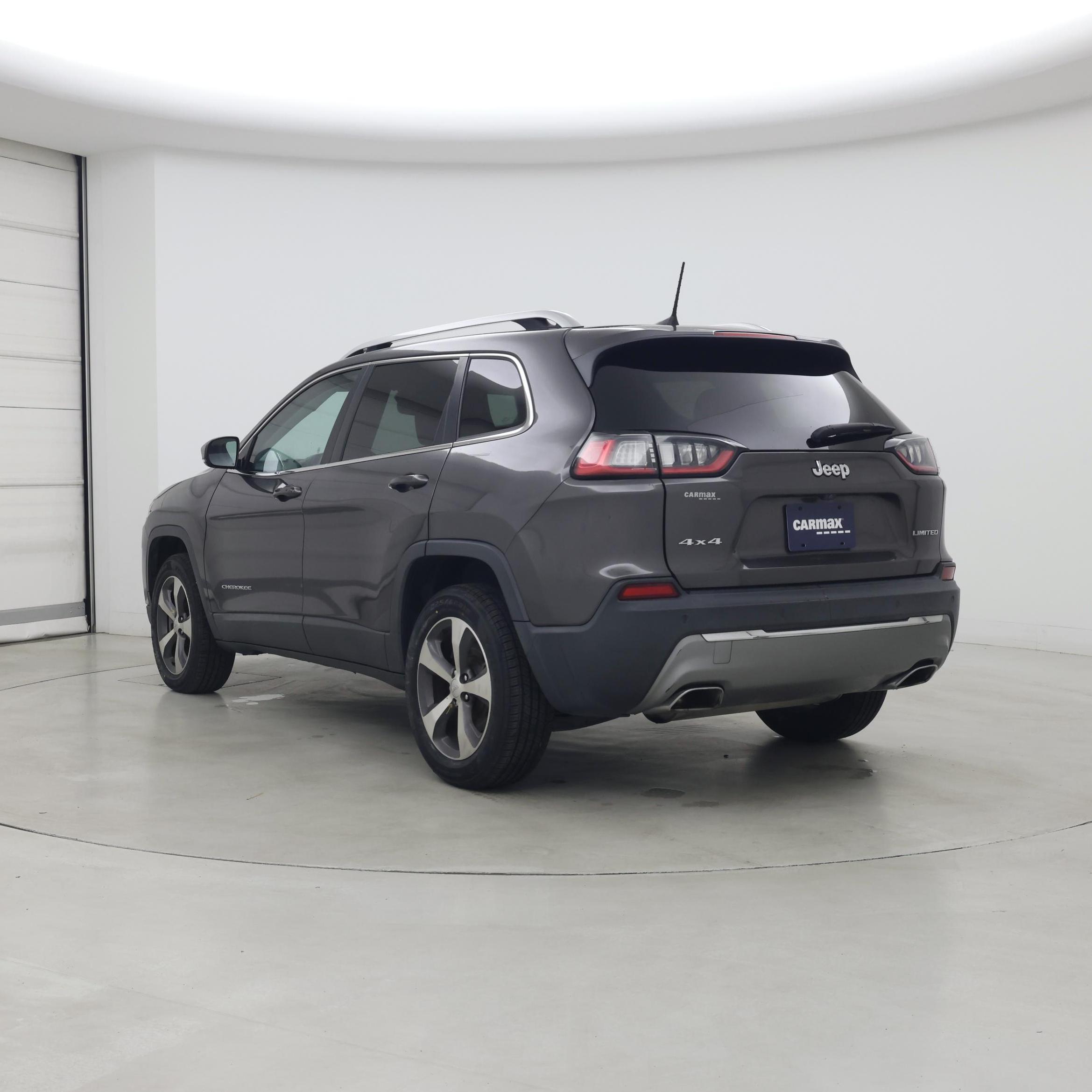 Thumbnail: 2020 Jeep Cherokee - 2