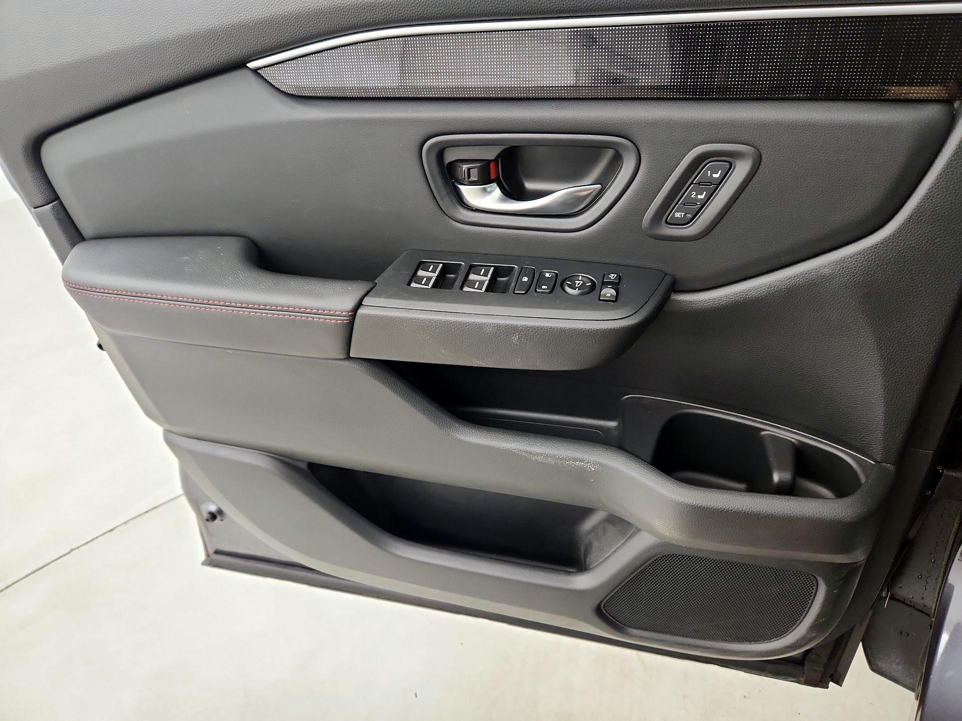 Thumbnail: 2025 Honda Pilot - 12