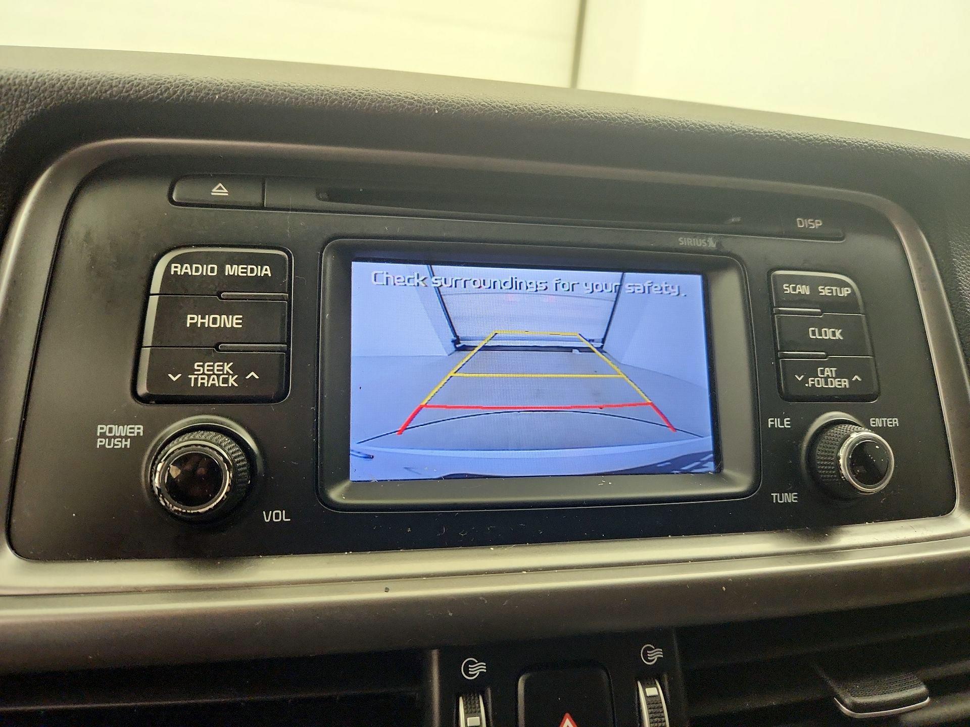 Thumbnail: 2017 Kia Optima - 14