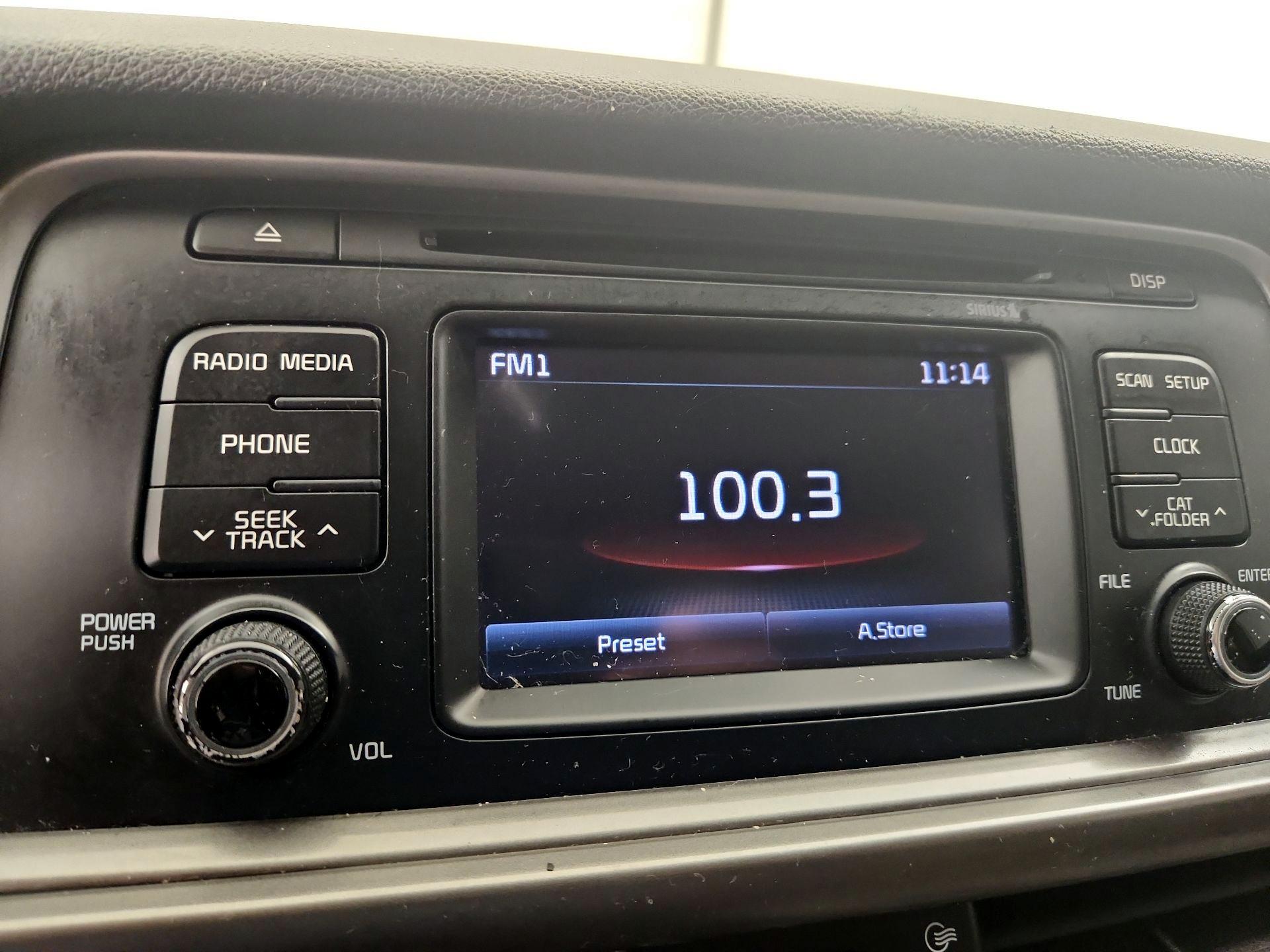 Thumbnail: 2017 Kia Optima - 15