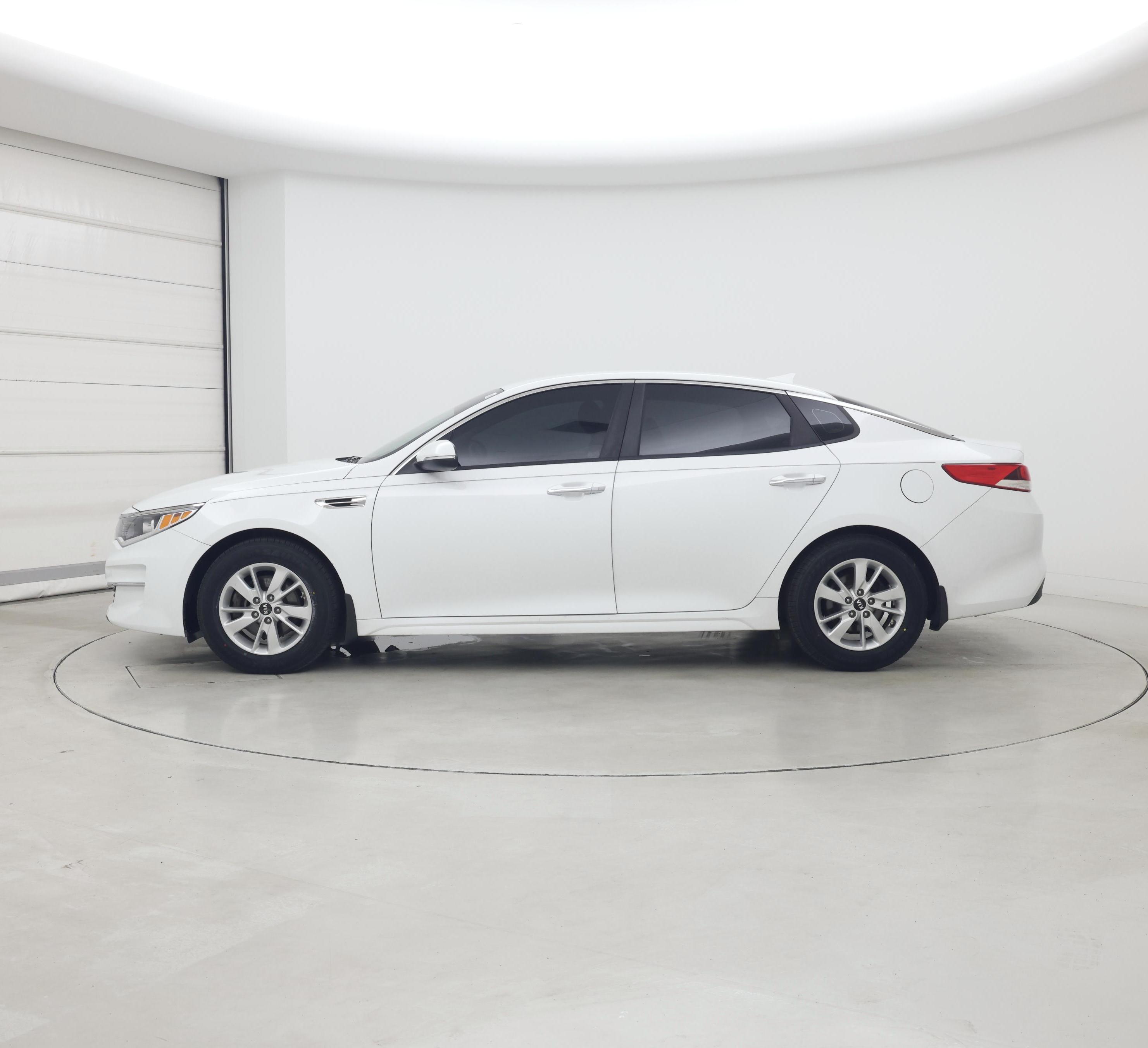 Thumbnail: 2017 Kia Optima - 3