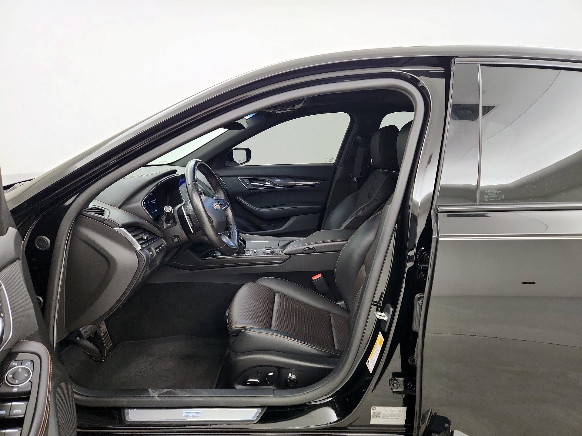 Thumbnail: 2023 Cadillac CT5 - 11