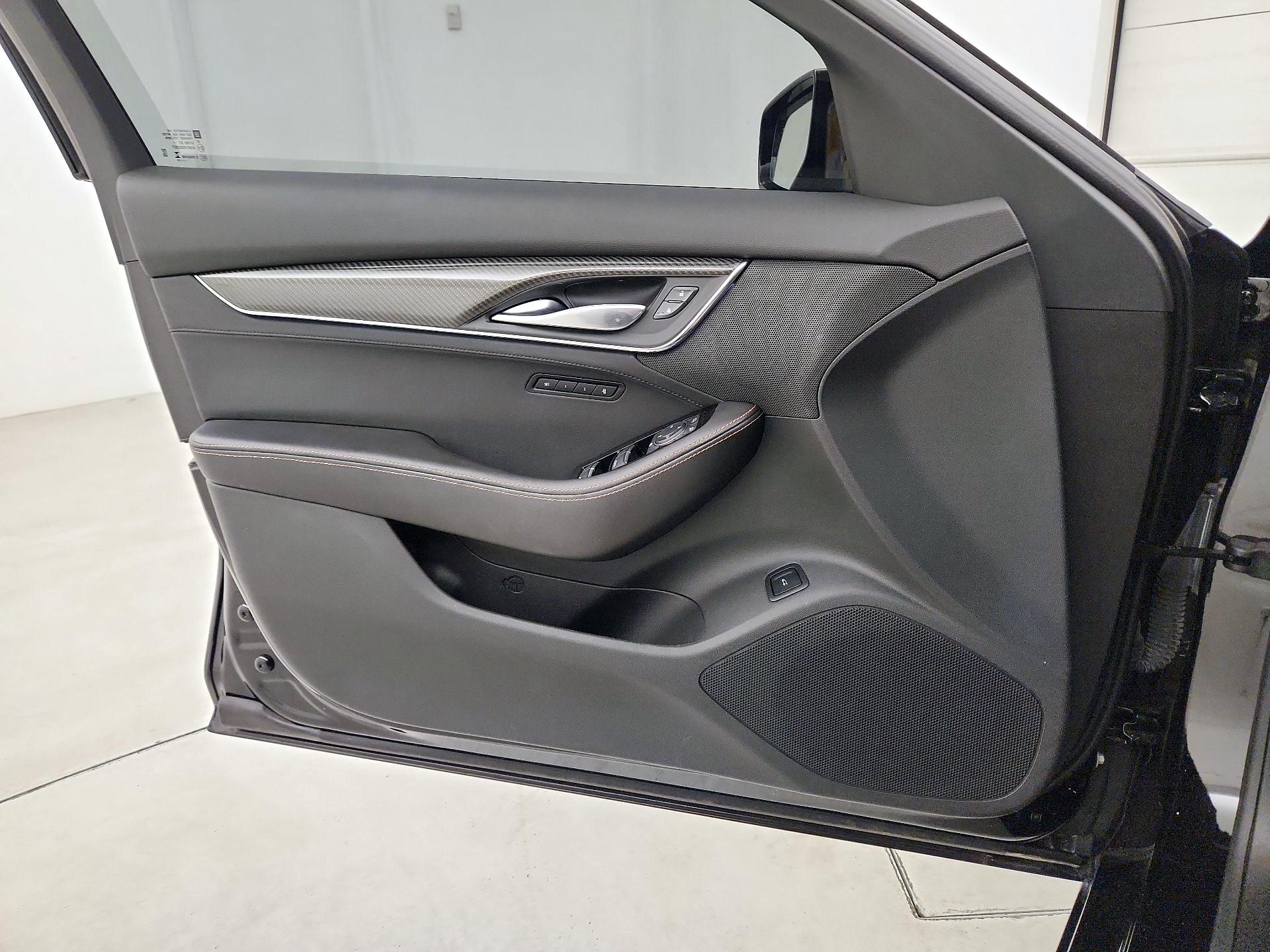 Thumbnail: 2023 Cadillac CT5 - 12