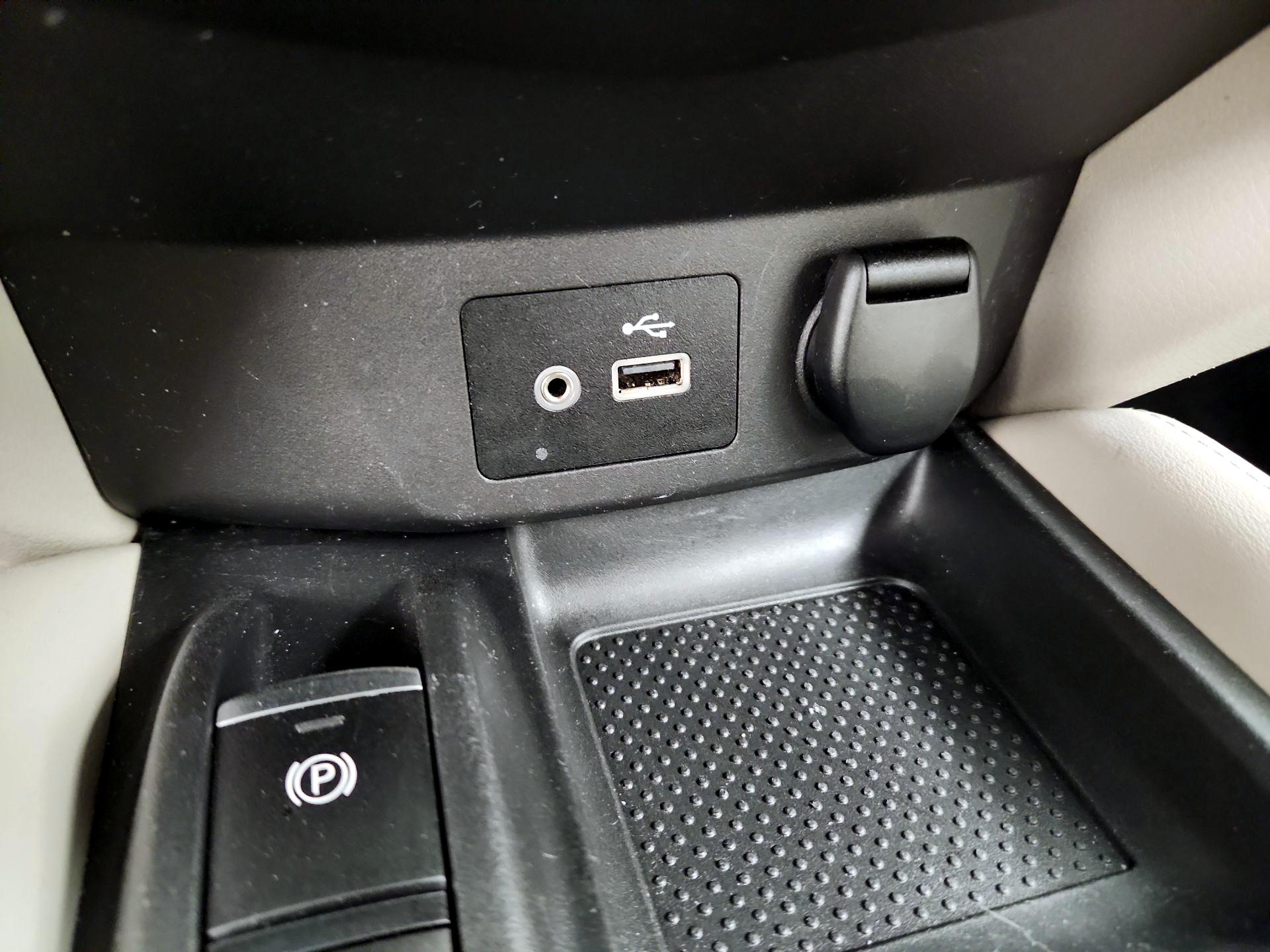 Thumbnail: 2020 Nissan Rogue Sport - 18