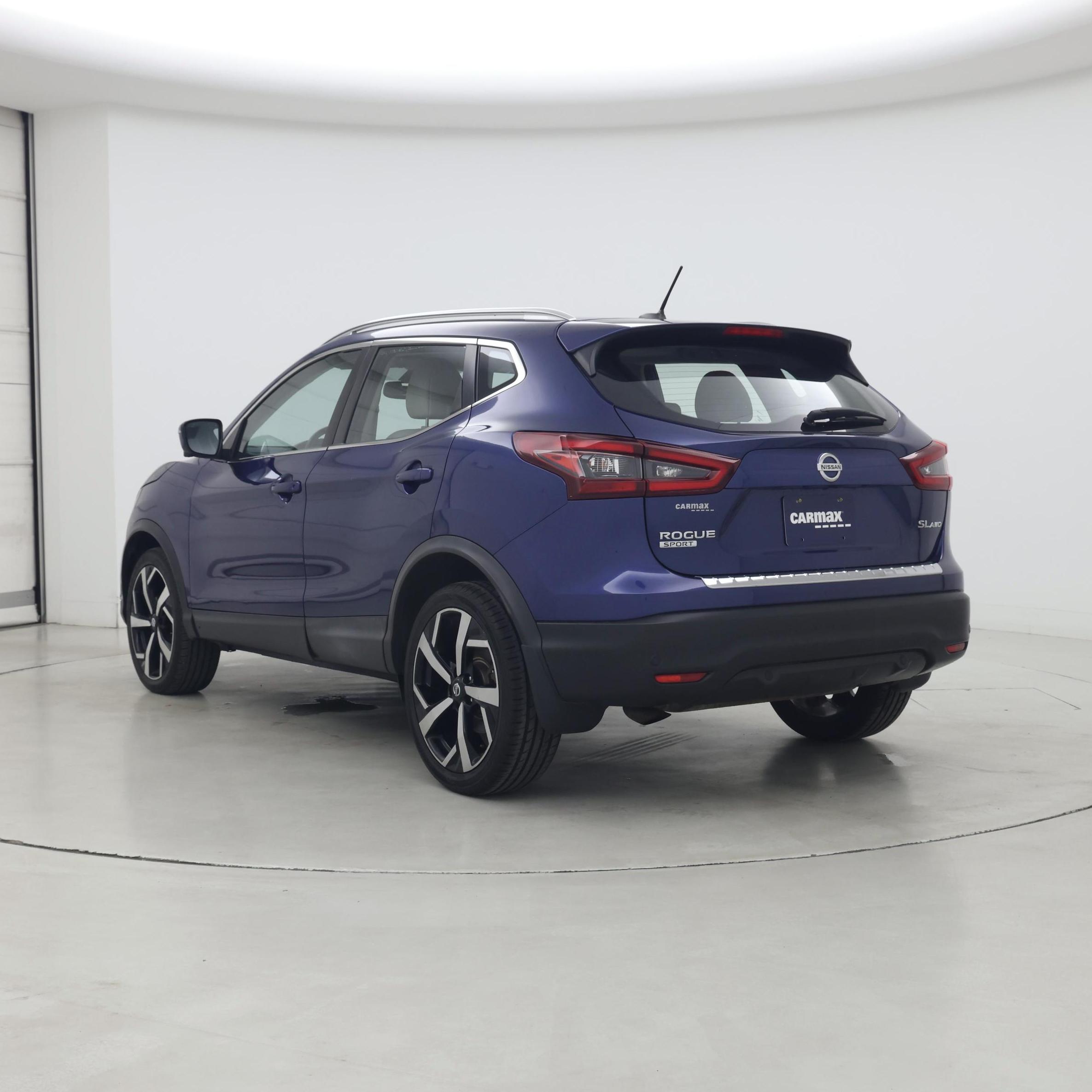 Thumbnail: 2020 Nissan Rogue Sport - 2