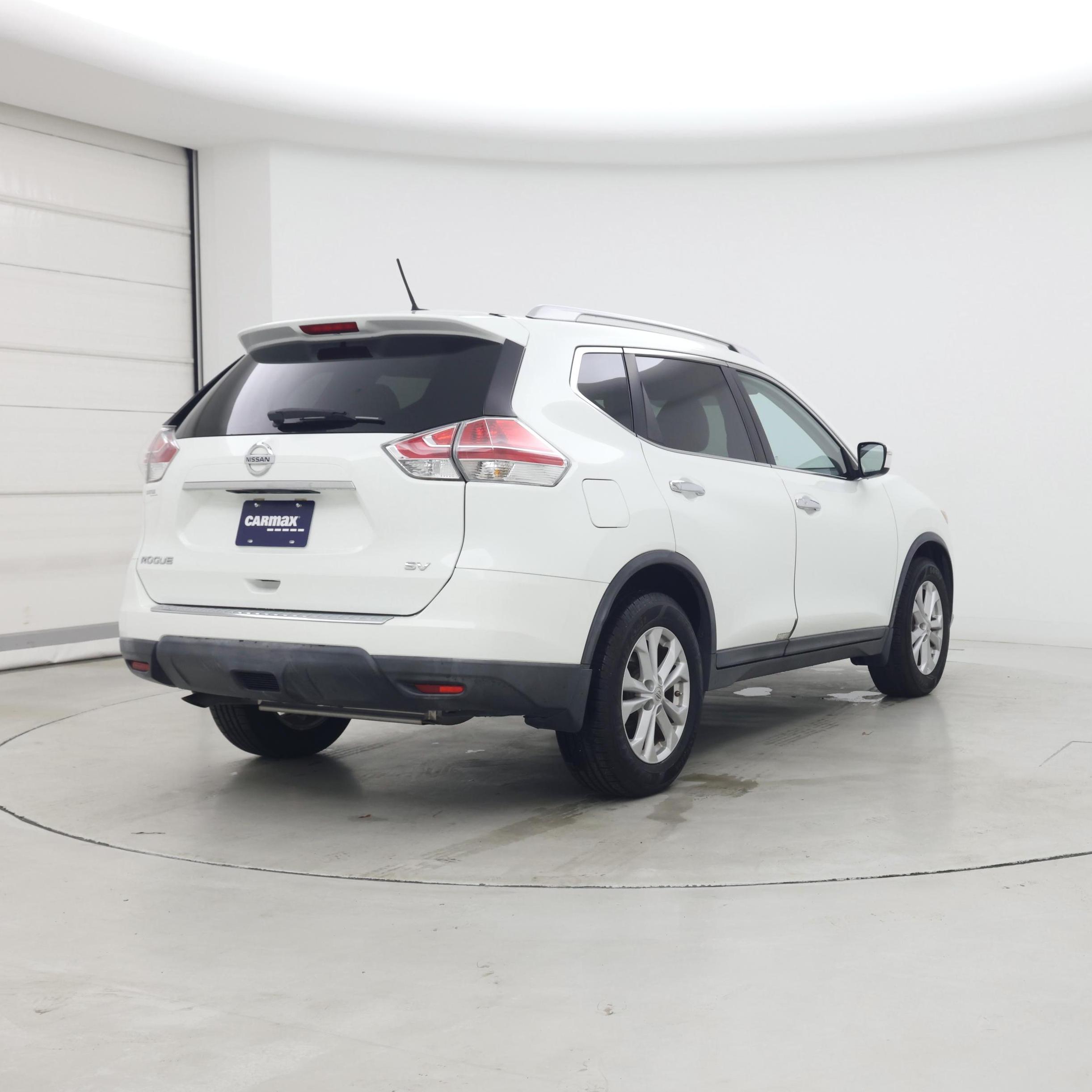 Thumbnail: 2015 Nissan Rogue - 8