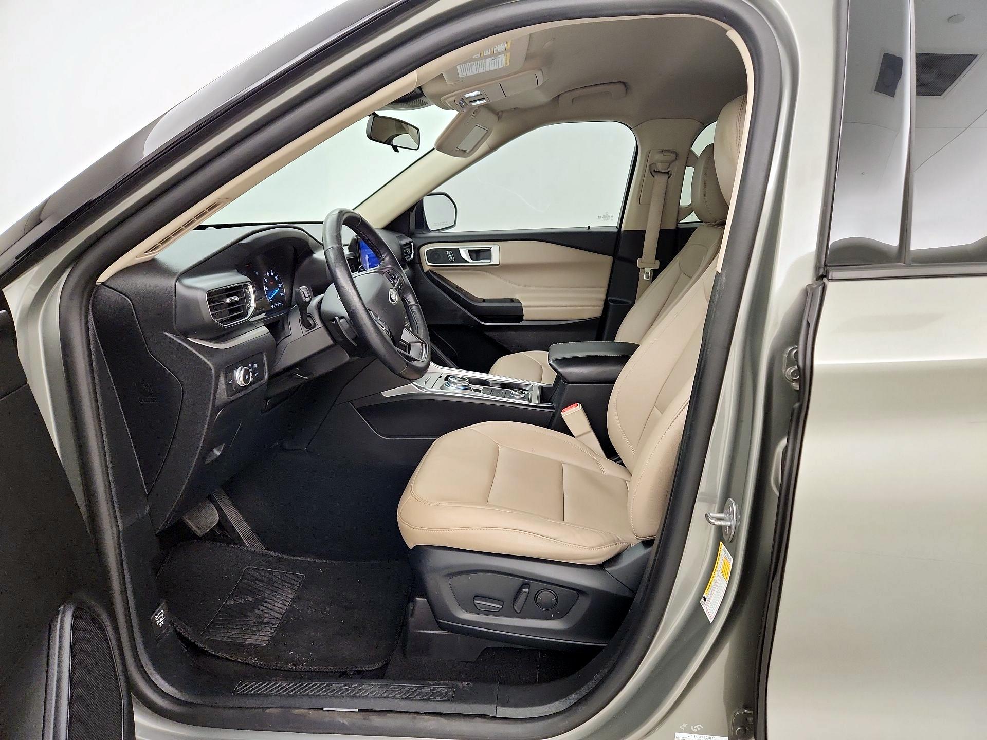 Thumbnail: 2020 Ford Explorer - 11