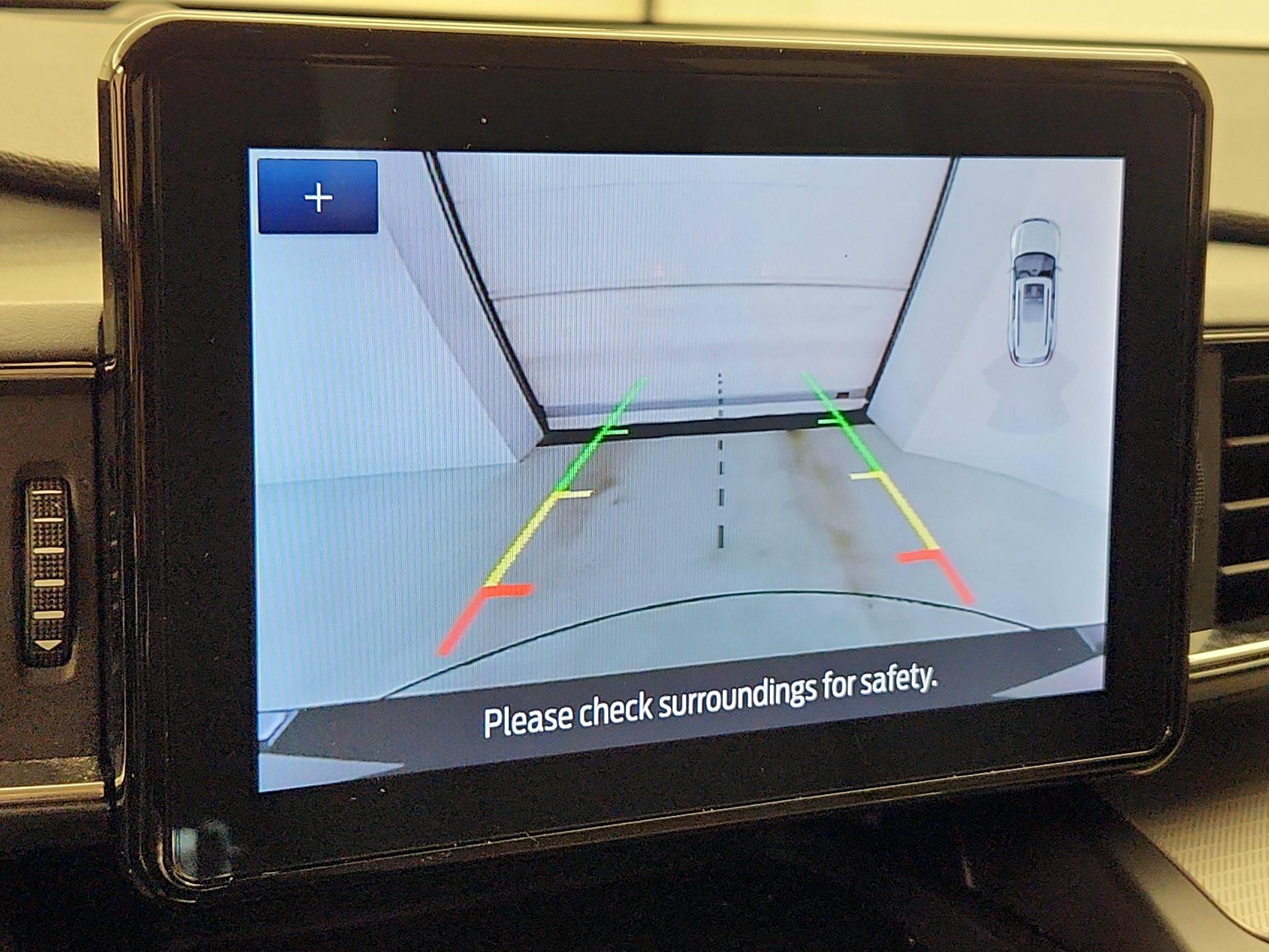 Thumbnail: 2020 Ford Explorer - 14