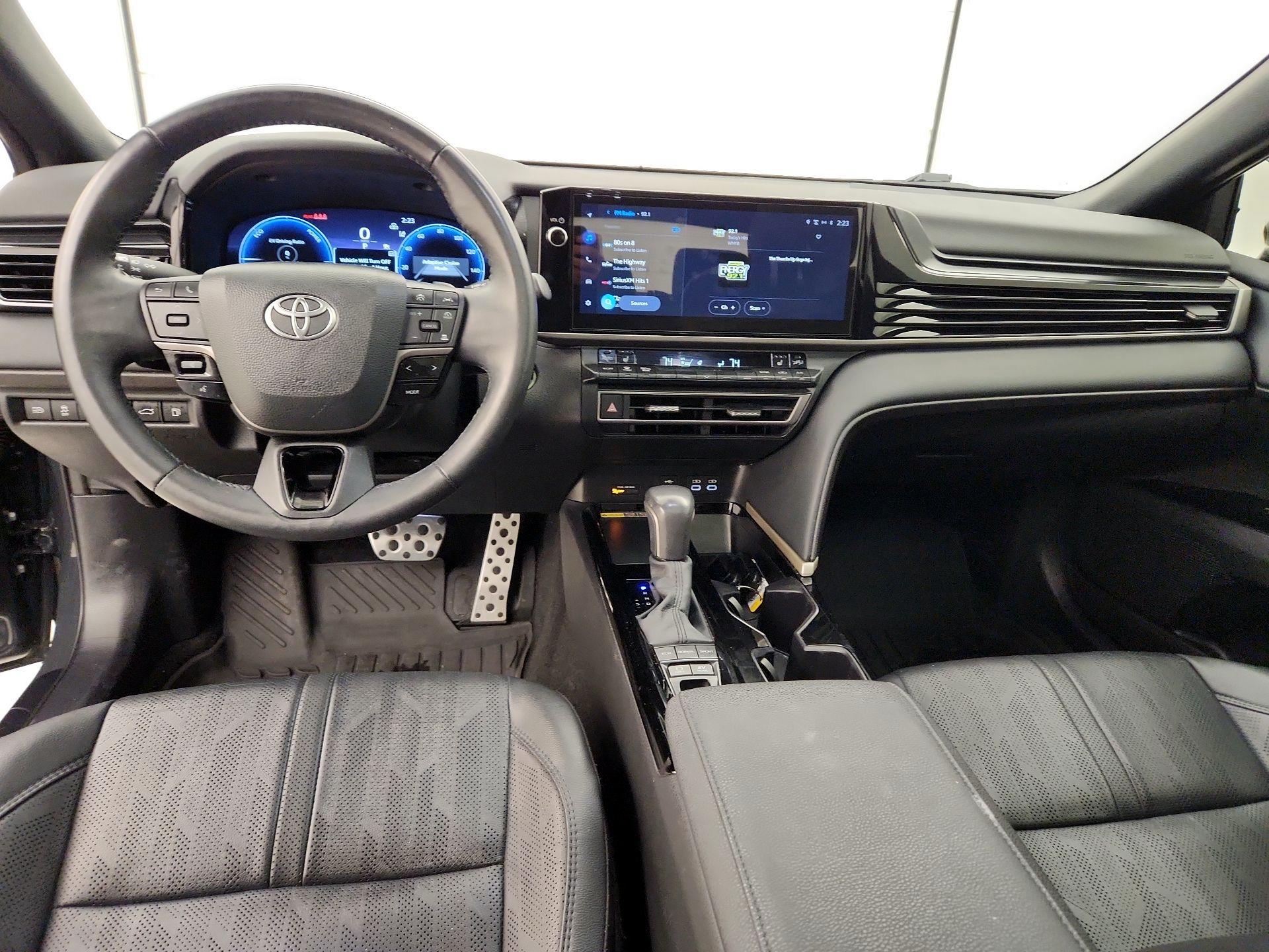 Thumbnail: 2025 Toyota Camry - 9