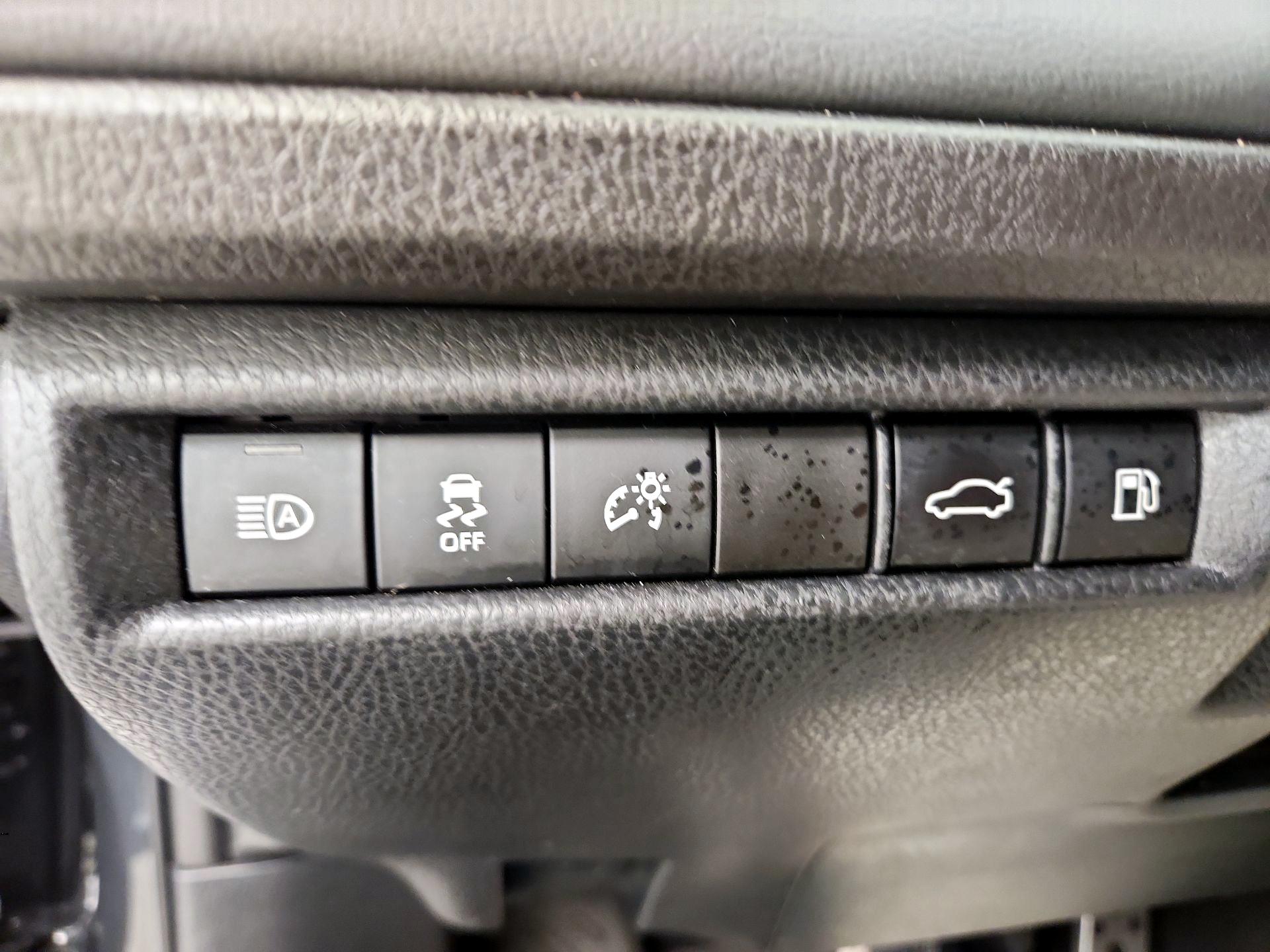 Thumbnail: 2025 Toyota Camry - 13