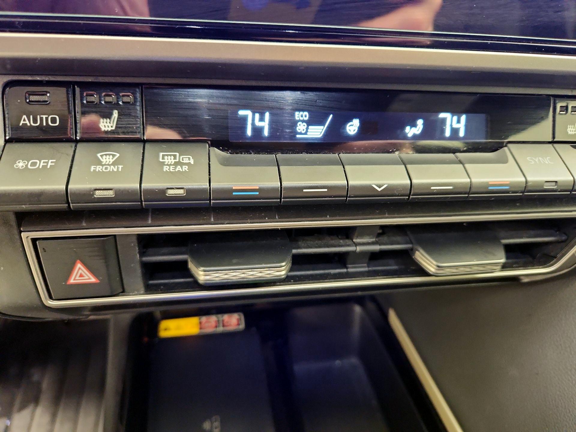 Thumbnail: 2025 Toyota Camry - 16