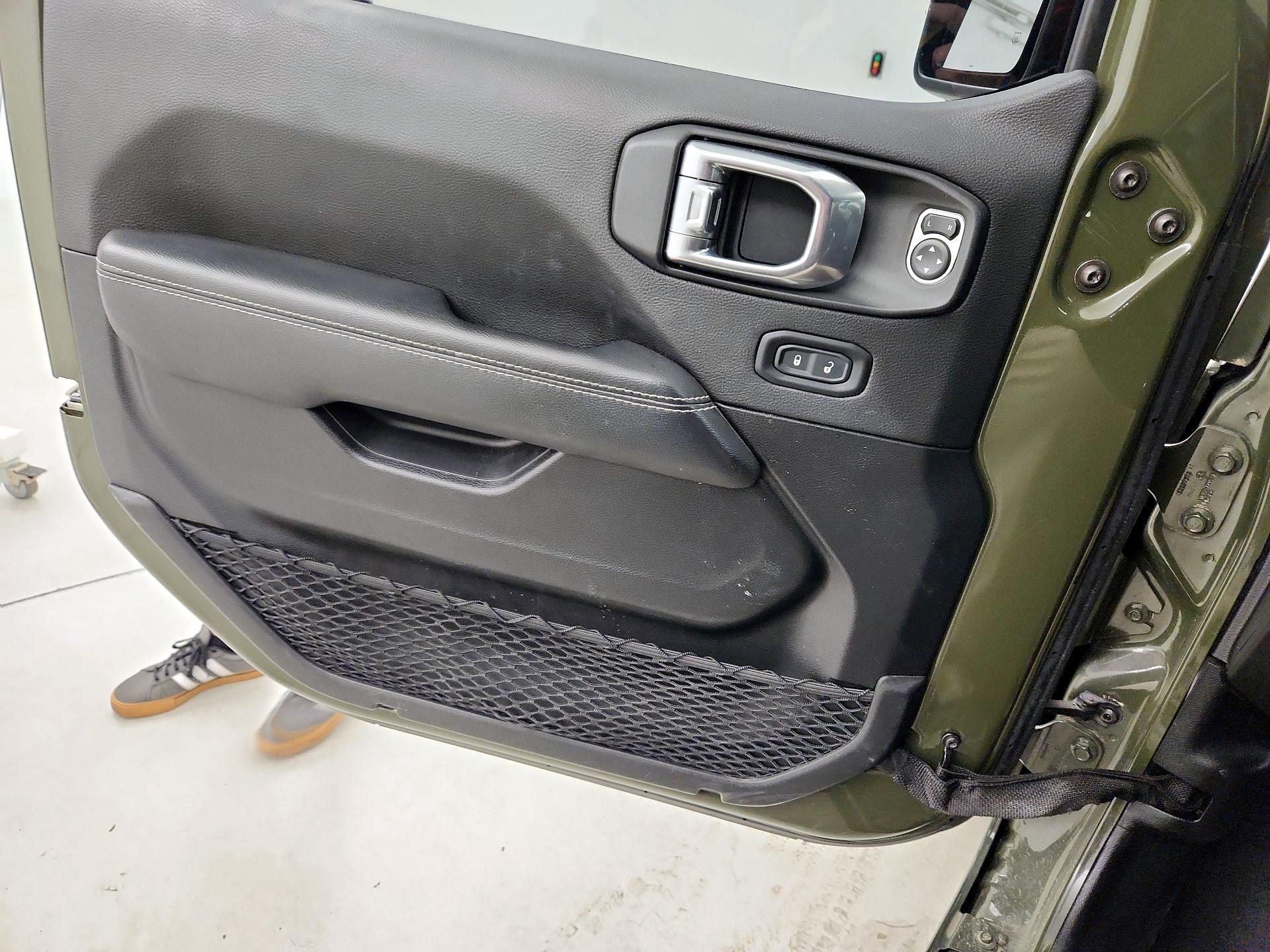 Thumbnail: 2021 Jeep Wrangler - 12