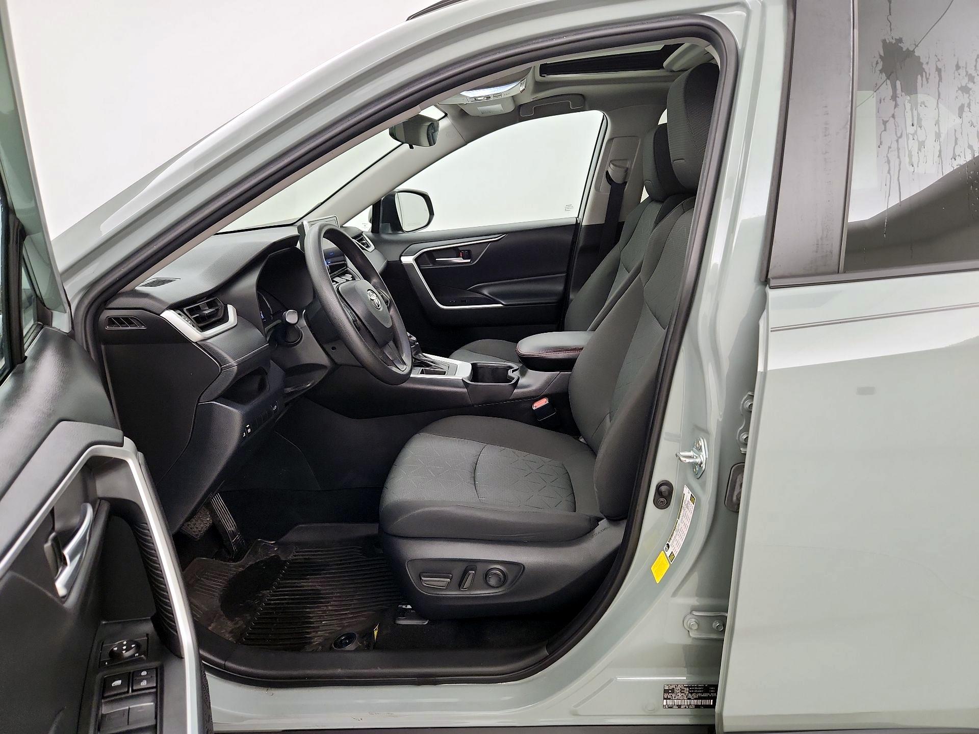 Thumbnail: 2023 Toyota RAV4 - 11