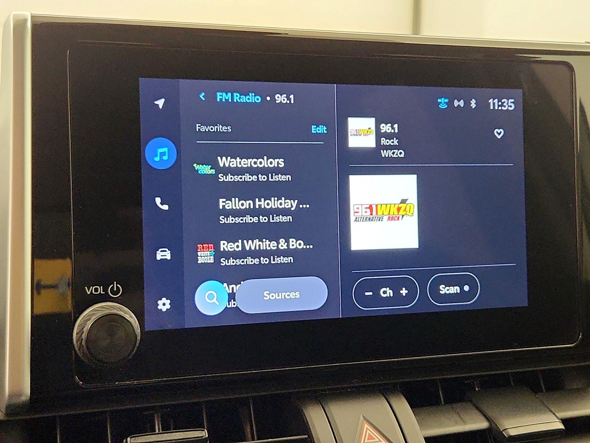 Thumbnail: 2023 Toyota RAV4 - 15