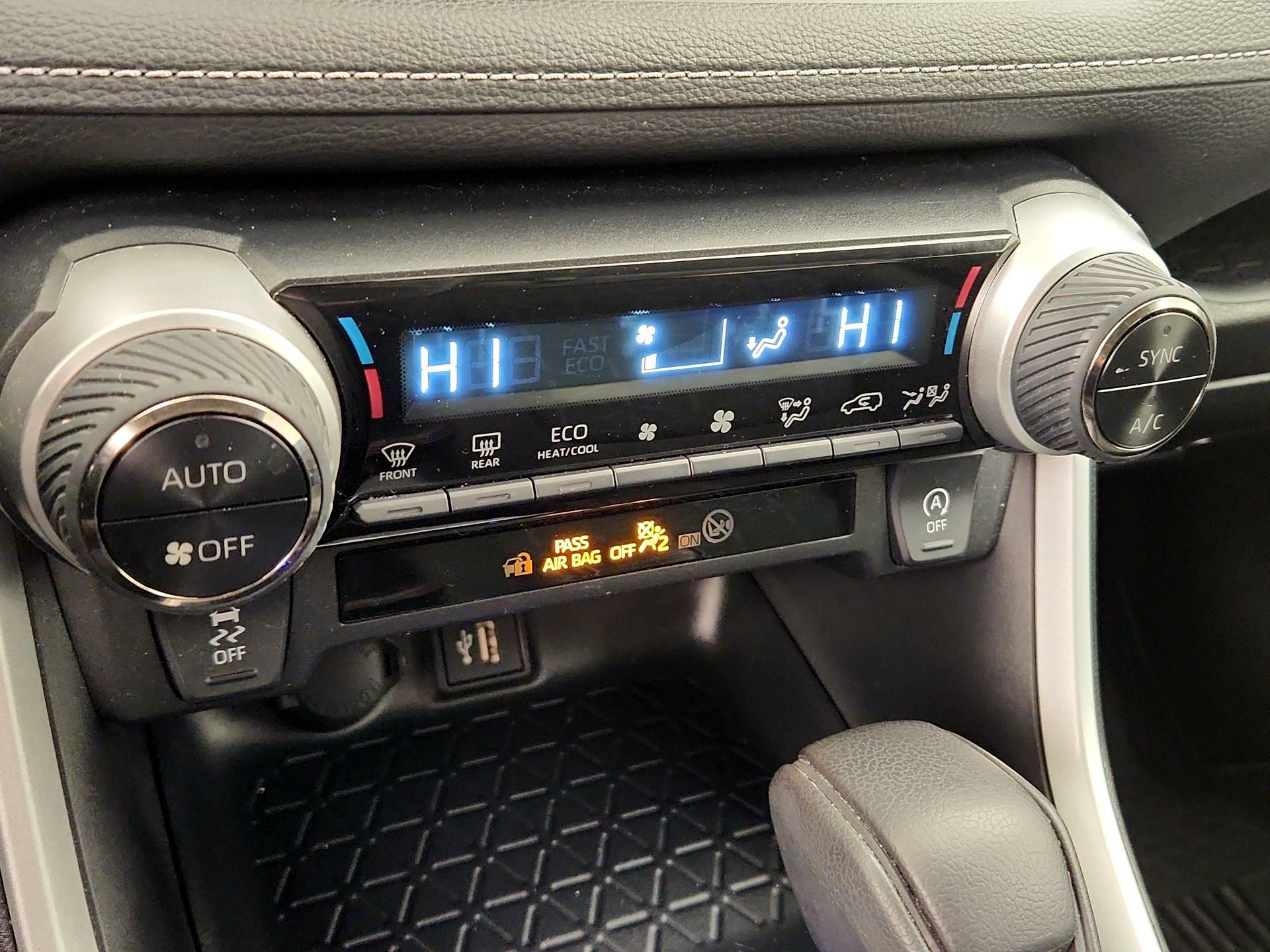 Thumbnail: 2023 Toyota RAV4 - 16