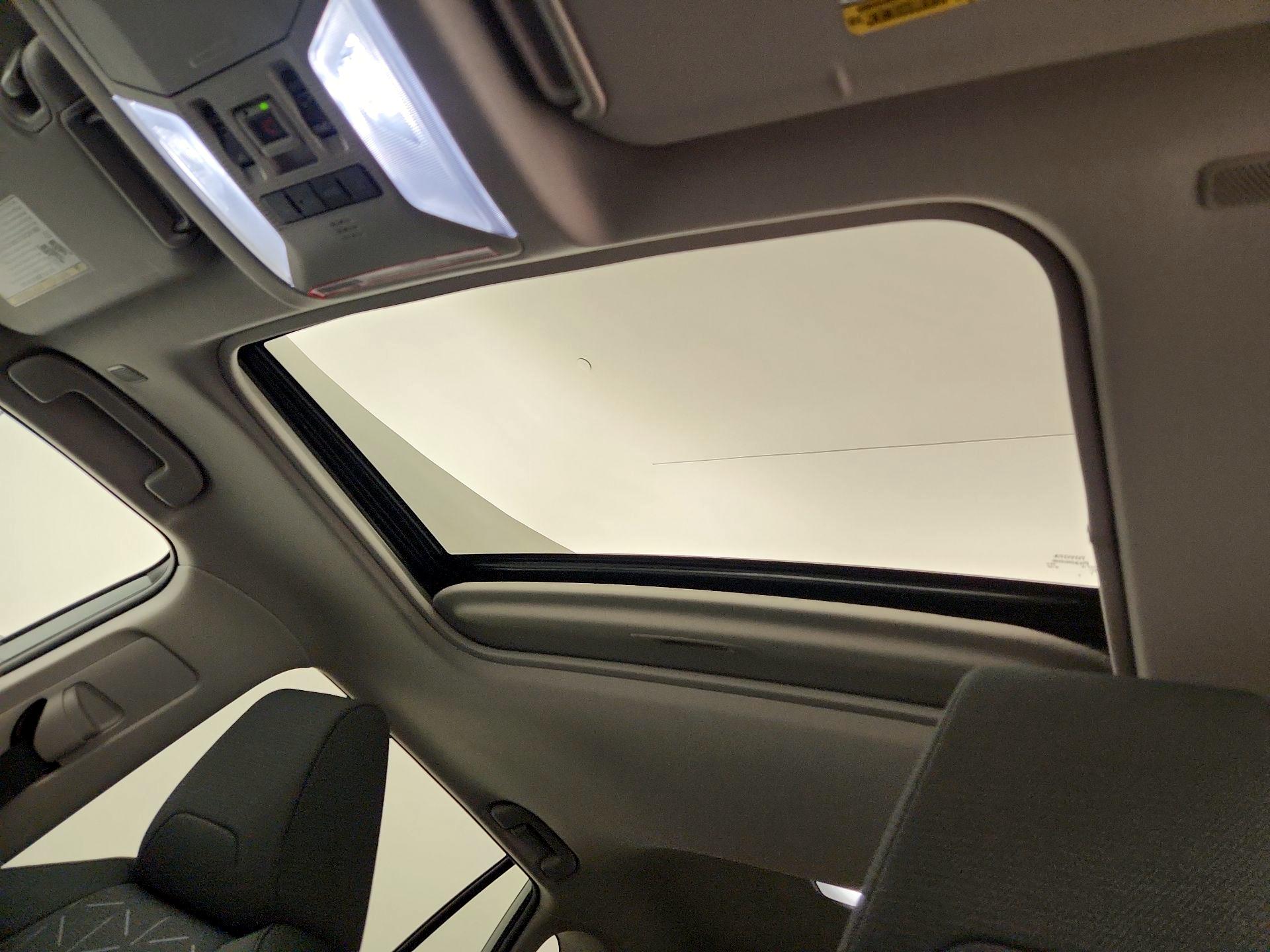 Thumbnail: 2023 Toyota RAV4 - 19