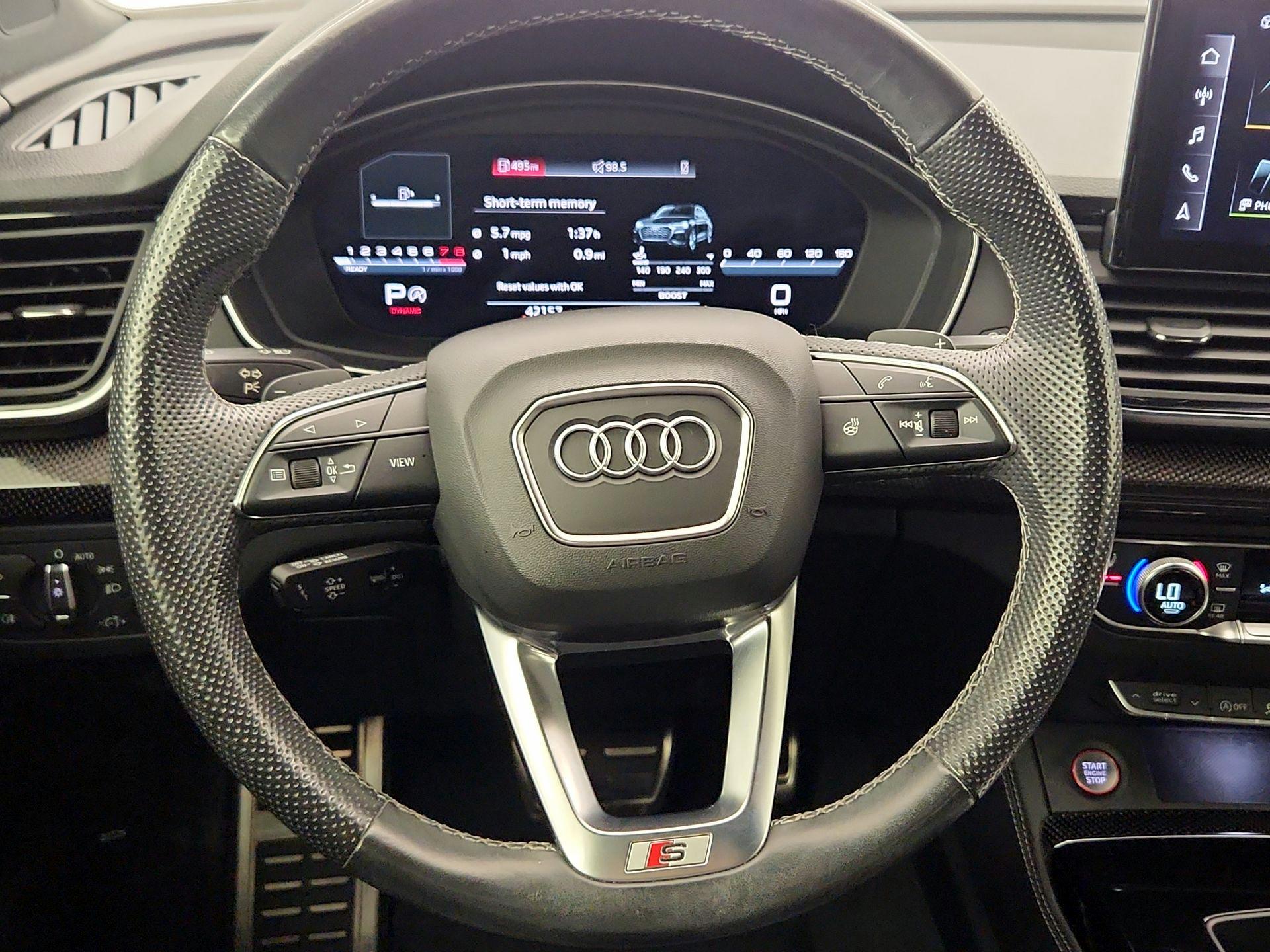 Thumbnail: 2021 Audi SQ5 - 10