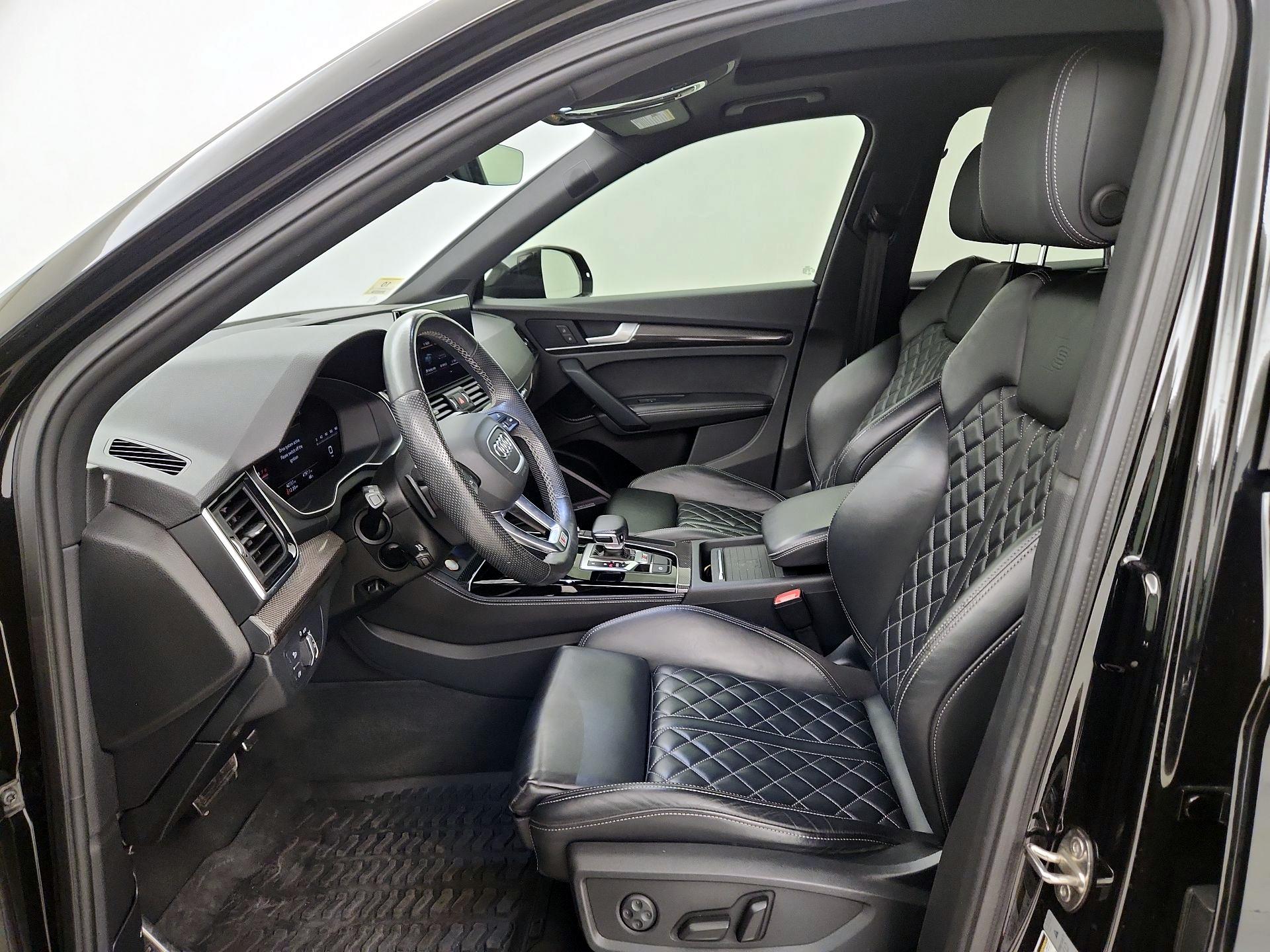 Thumbnail: 2021 Audi SQ5 - 11