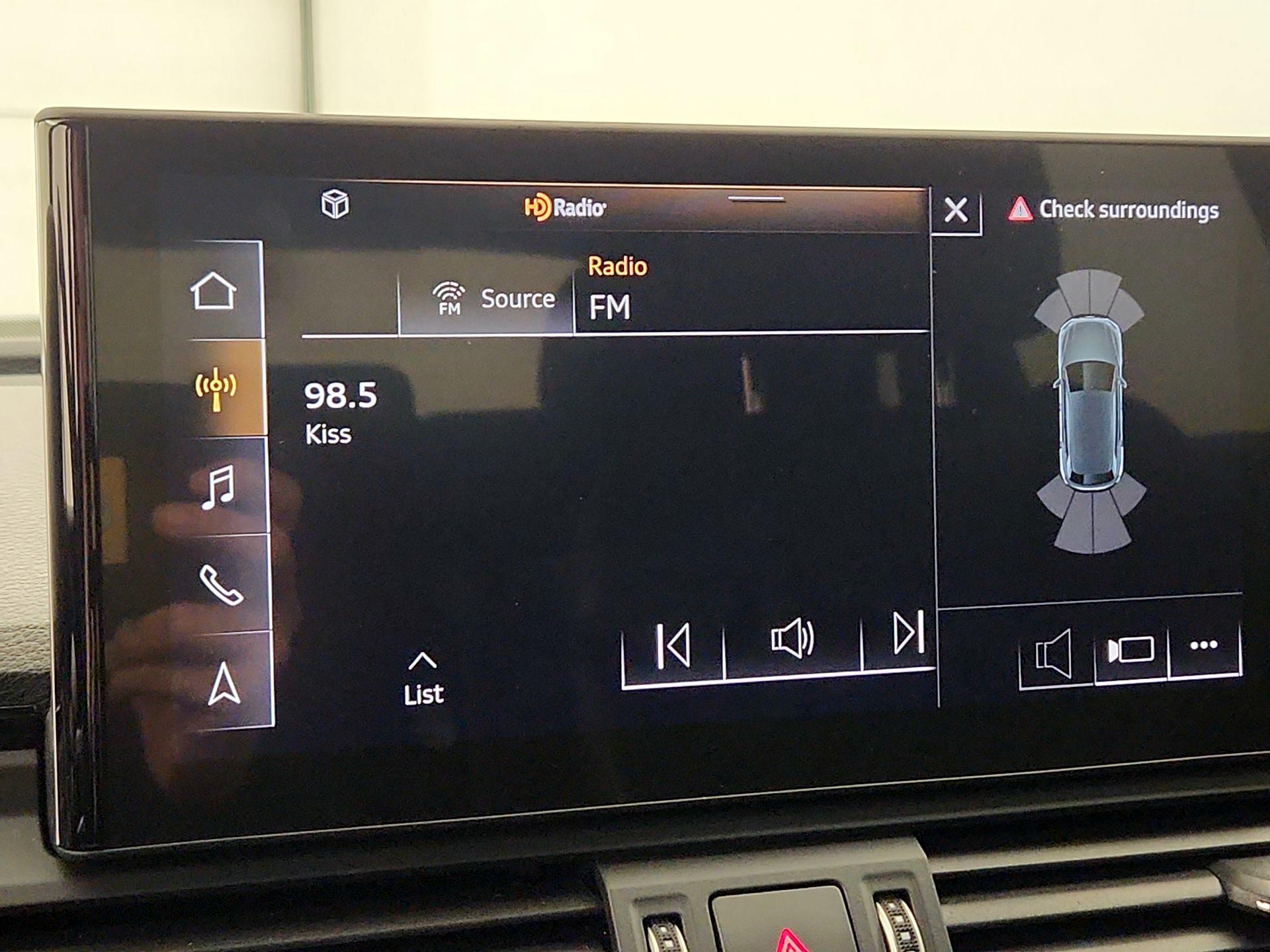 Thumbnail: 2021 Audi SQ5 - 15