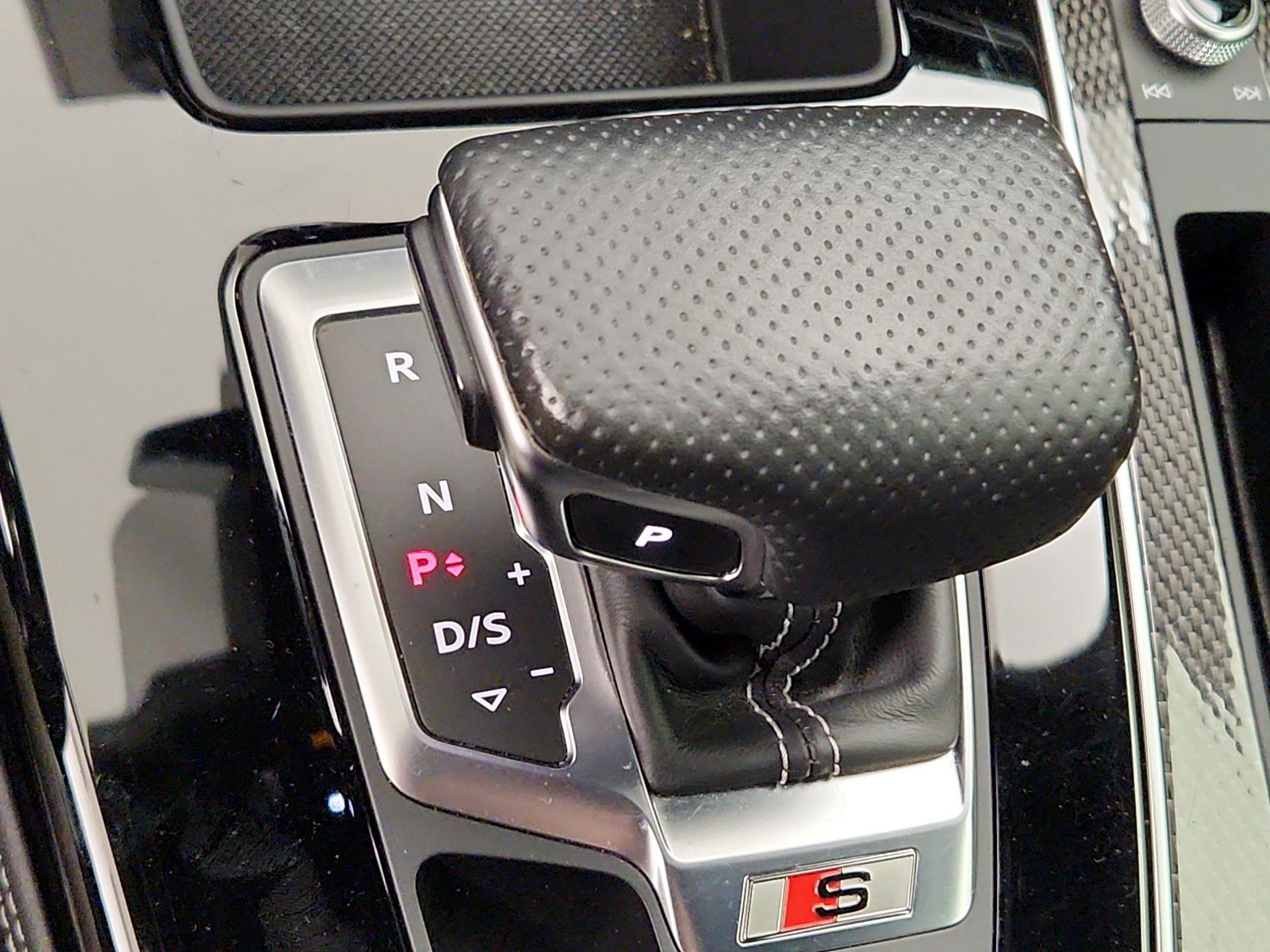 Thumbnail: 2021 Audi SQ5 - 17