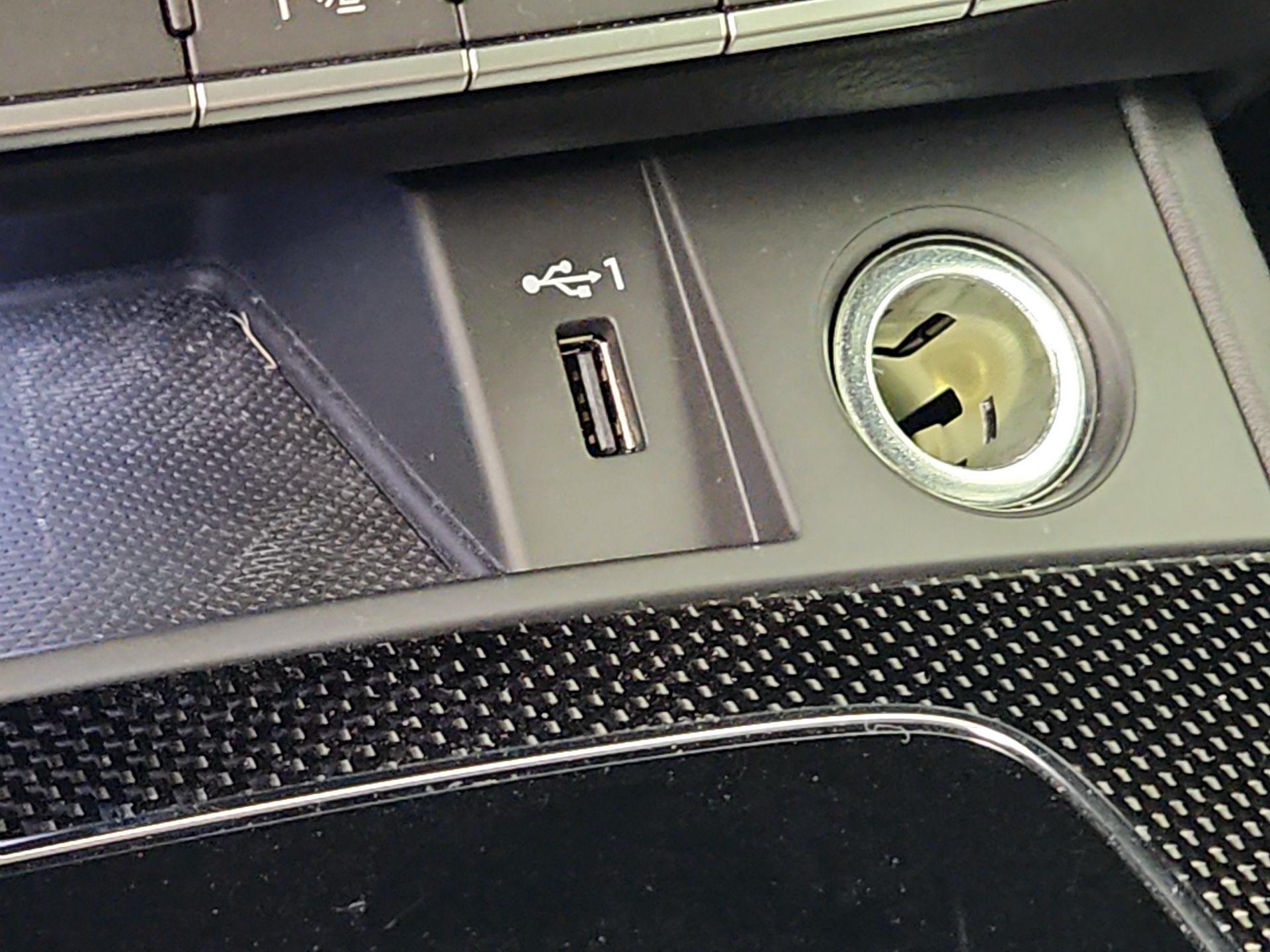 Thumbnail: 2021 Audi SQ5 - 18