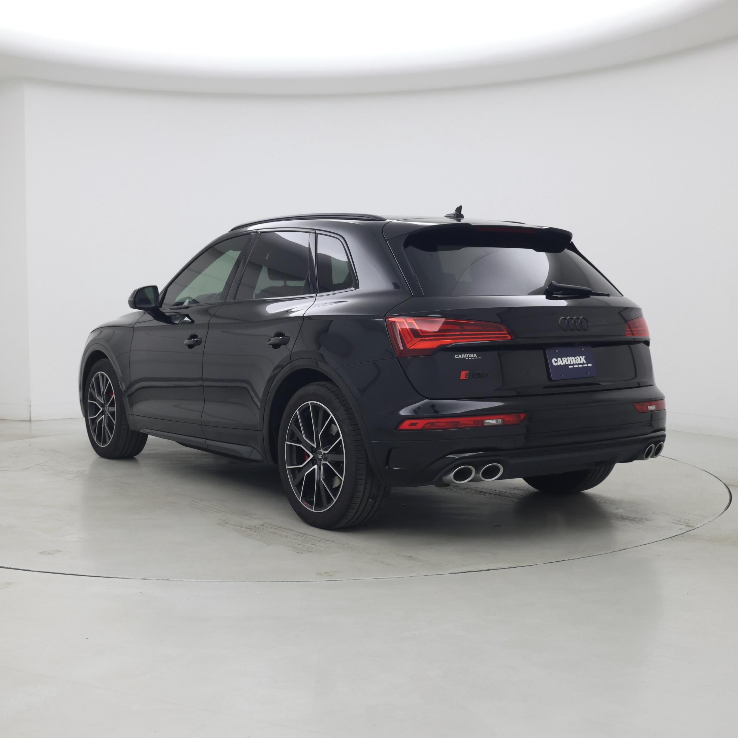 Thumbnail: 2021 Audi SQ5 - 2
