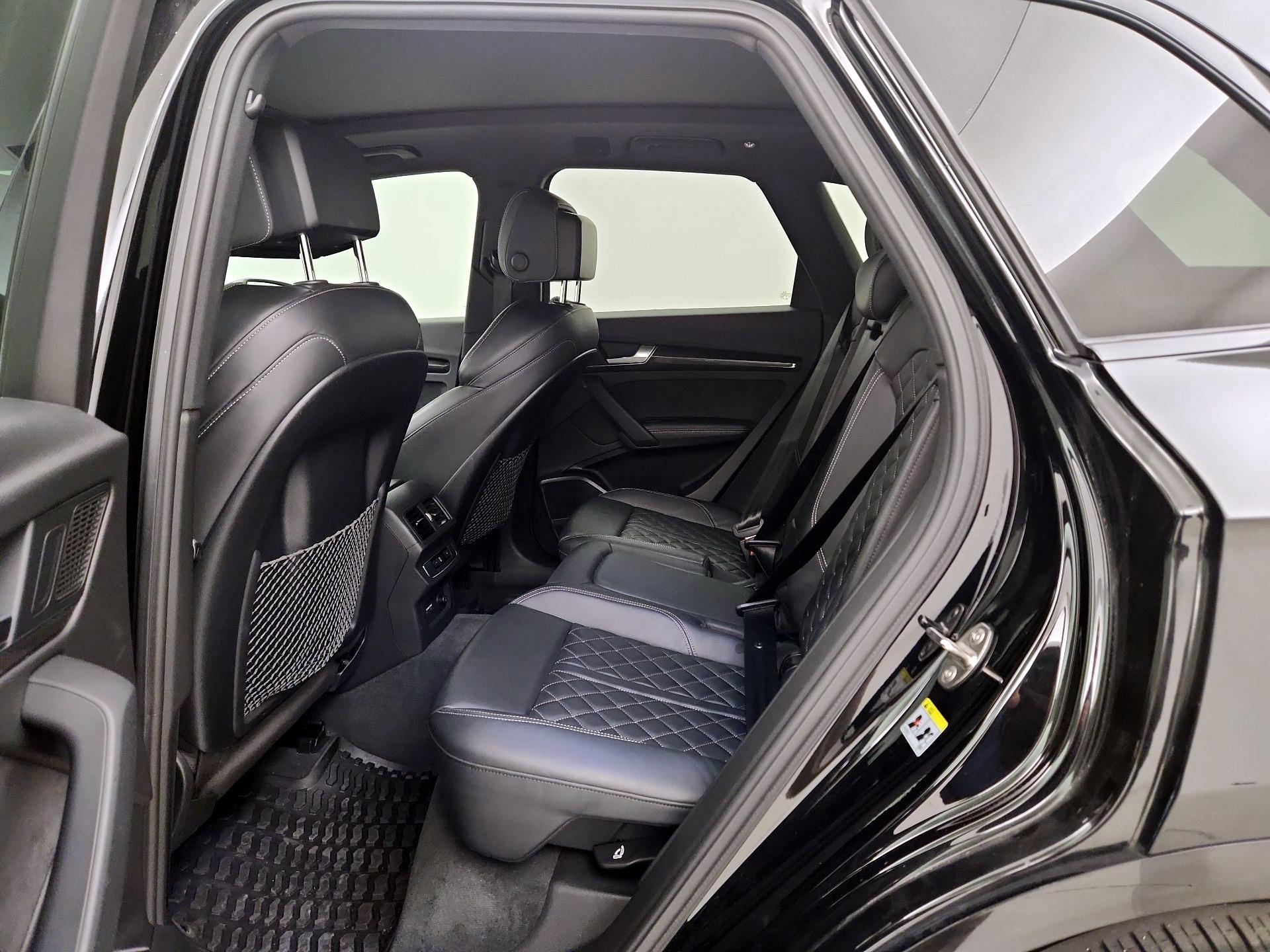 Thumbnail: 2021 Audi SQ5 - 20