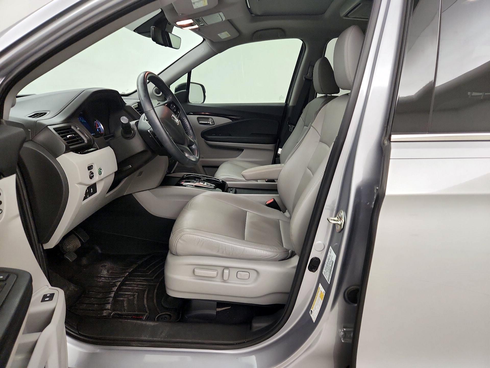 Thumbnail: 2021 Honda Pilot - 11